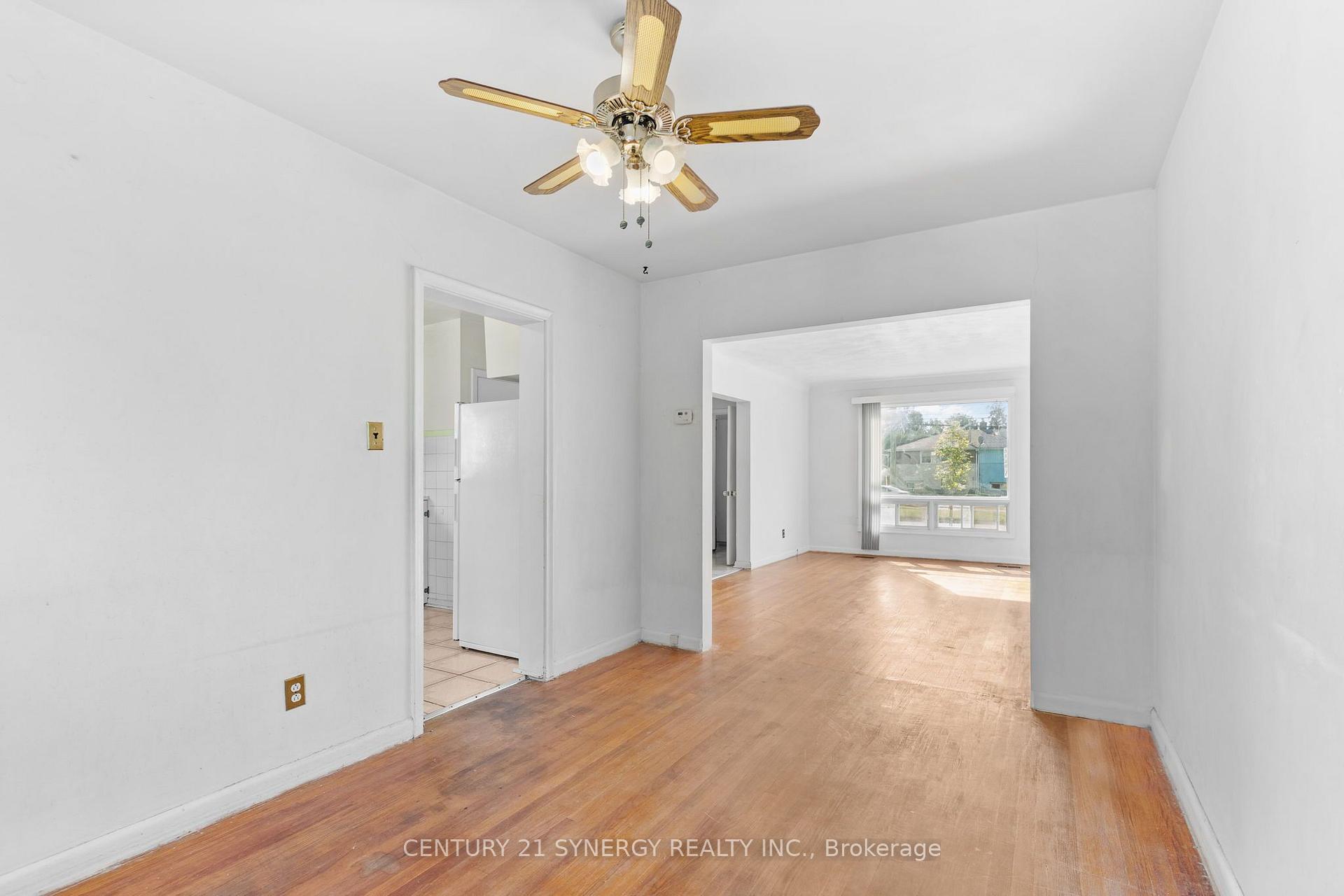 Photo 10 of 1711 Baseline Road, Ottawa, Bel Air Heights — HOMEH
