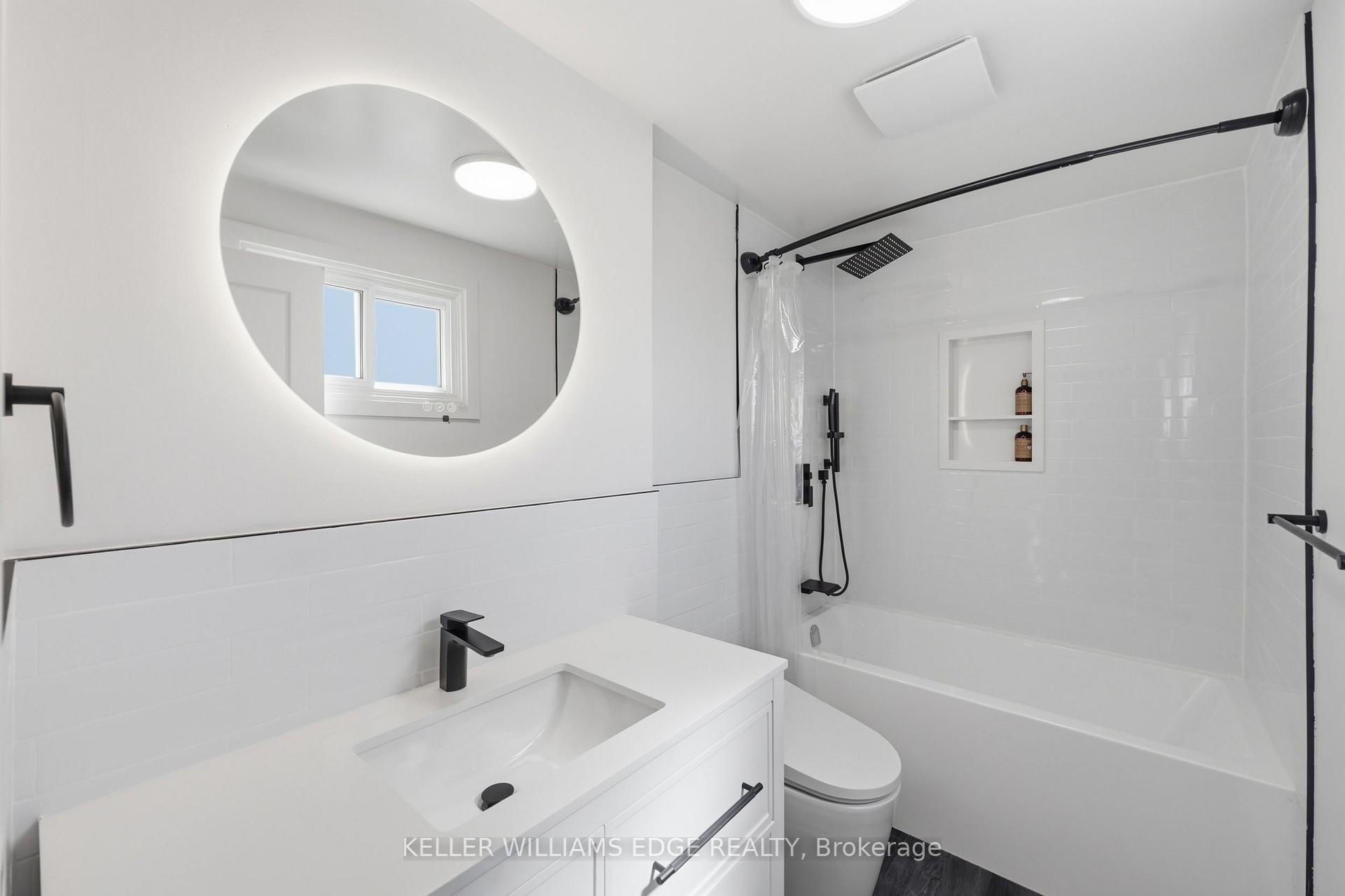 Photo 15 of 43 Champlain Avenue, Hamilton, Greenford — HOMEH