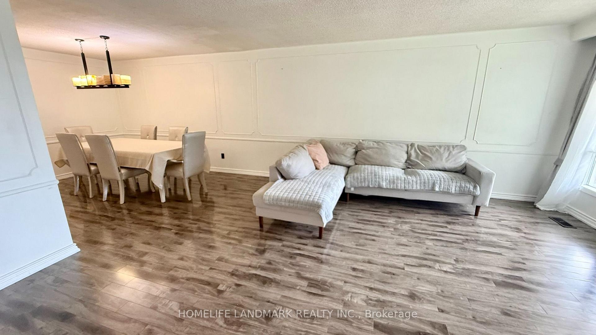 Photo 4 of Unit Main Floor, 47 Clancy Drive, North York, Don Valley Village — HOMEH