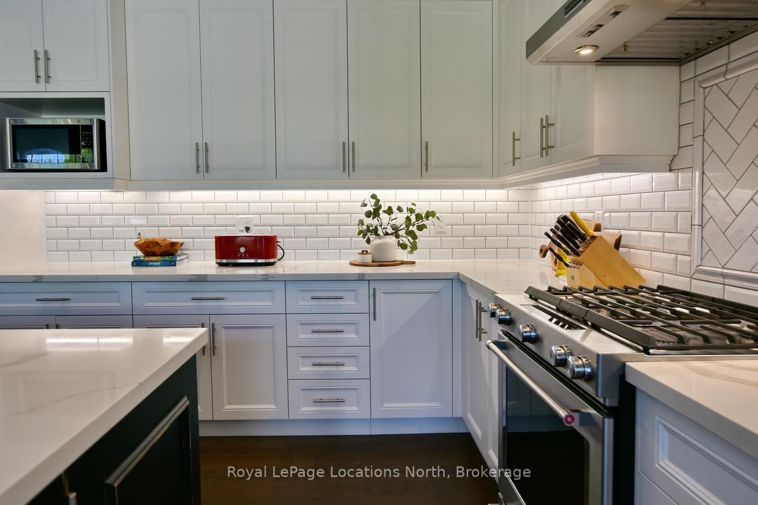 Photo 16 of 123 Crestview Court, Blue Mountains — HOMEH