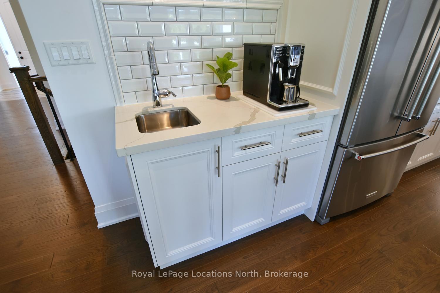 Photo 18 of 123 Crestview Court, Blue Mountains — HOMEH