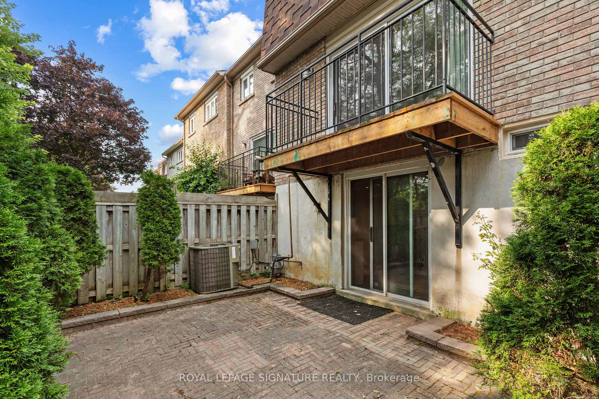 Photo 33 of Unit 42, 580 Eyer Drive, Pickering, West Shore — HOMEH