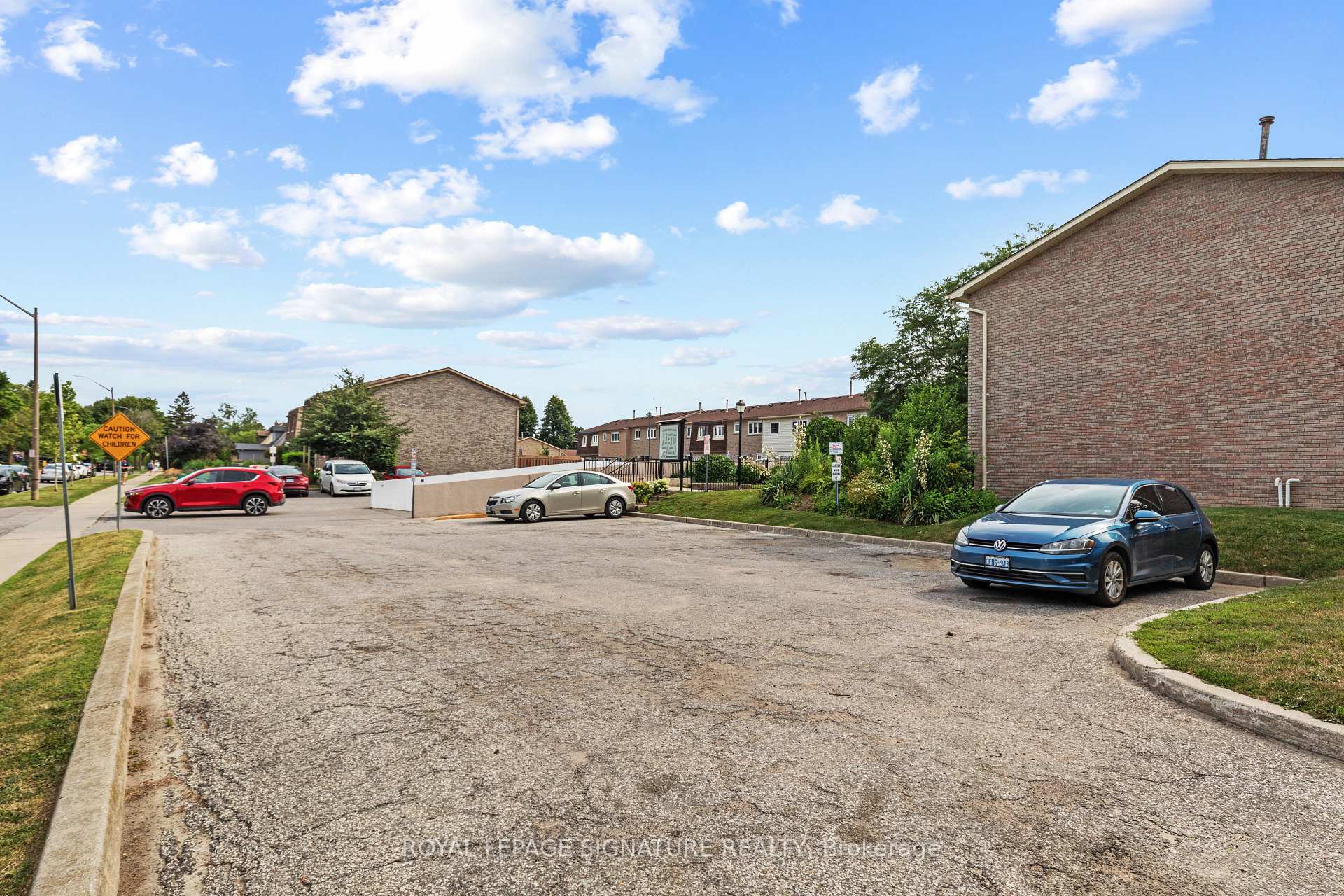 Photo 37 of Unit 42, 580 Eyer Drive, Pickering, West Shore — HOMEH