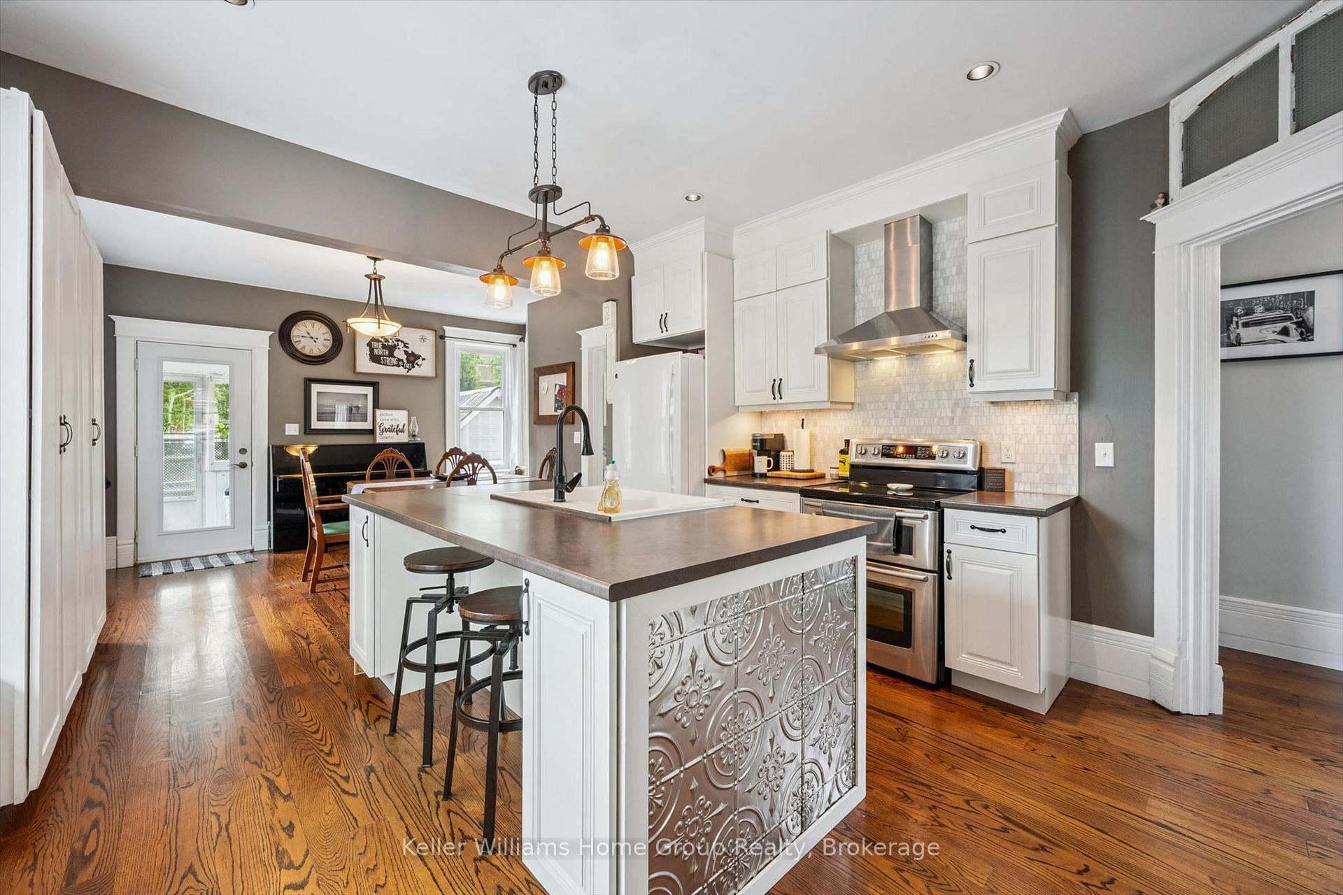 Photo 12 of 14 Verney Street, Guelph, Exhibition Park — HOMEH