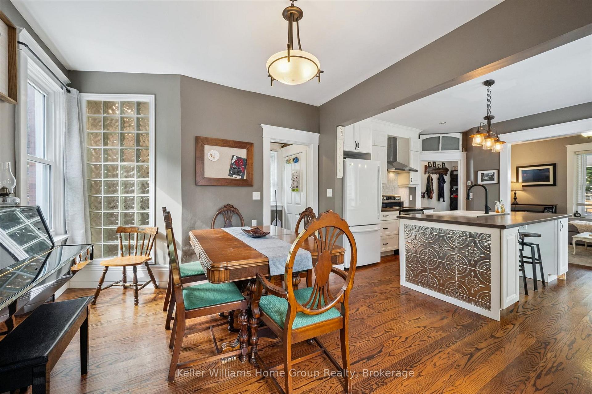 Photo 19 of 14 Verney Street, Guelph, Exhibition Park — HOMEH