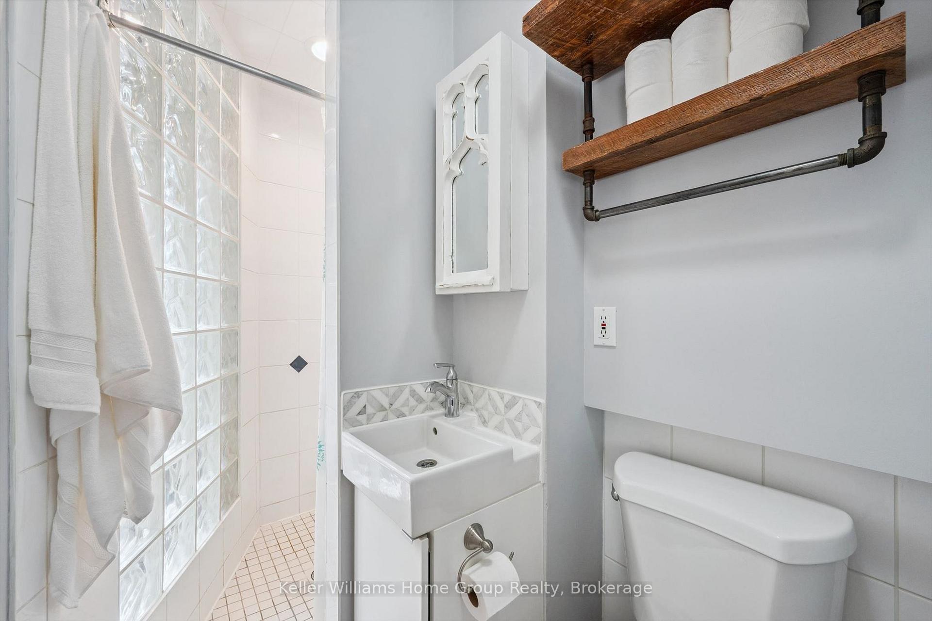 Photo 20 of 14 Verney Street, Guelph, Exhibition Park — HOMEH