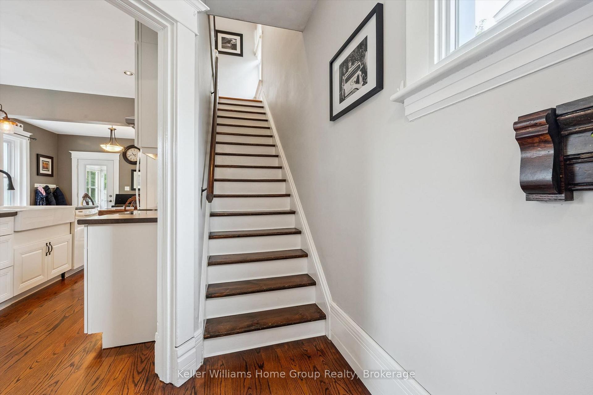 Photo 21 of 14 Verney Street, Guelph, Exhibition Park — HOMEH