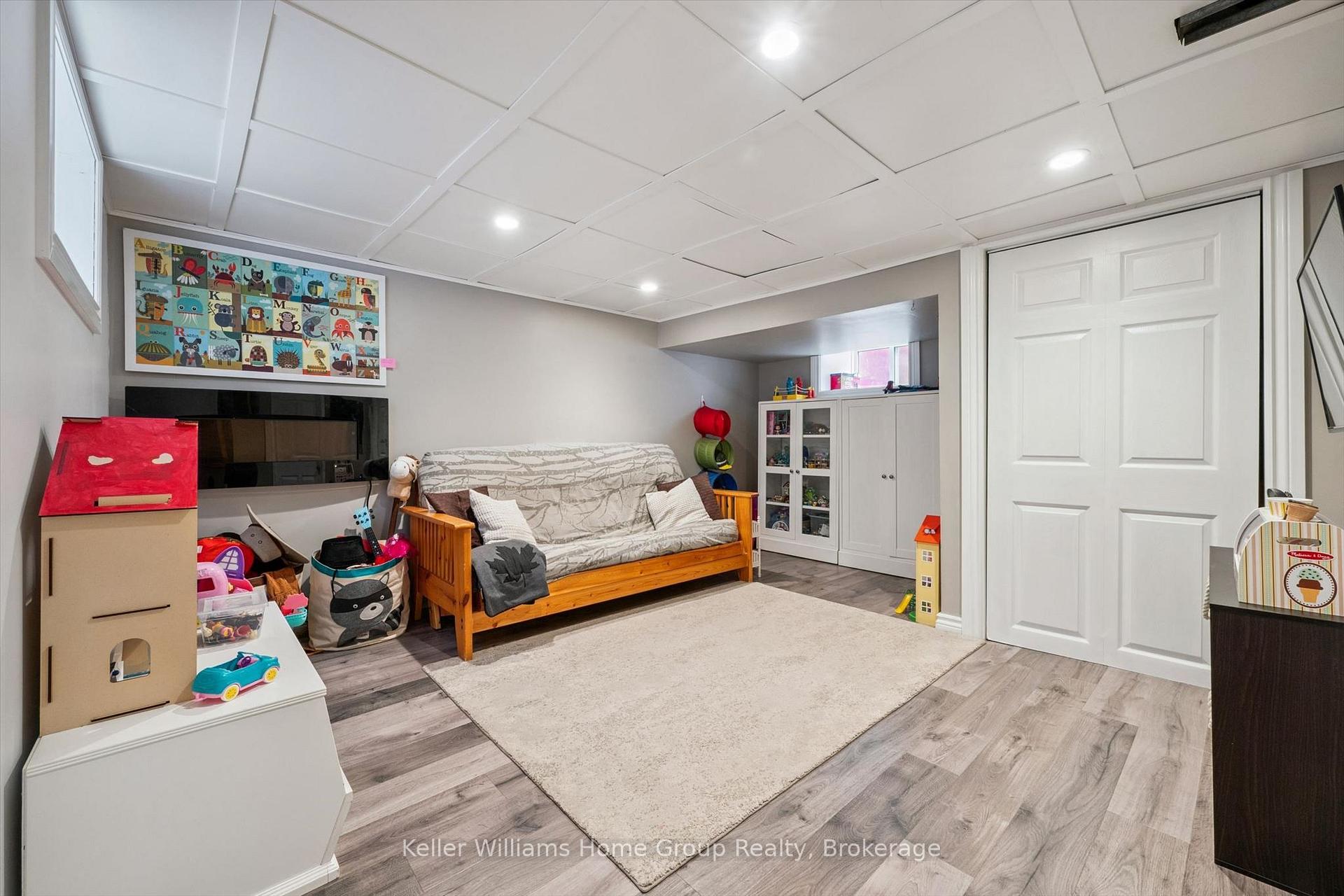 Photo 29 of 14 Verney Street, Guelph, Exhibition Park — HOMEH