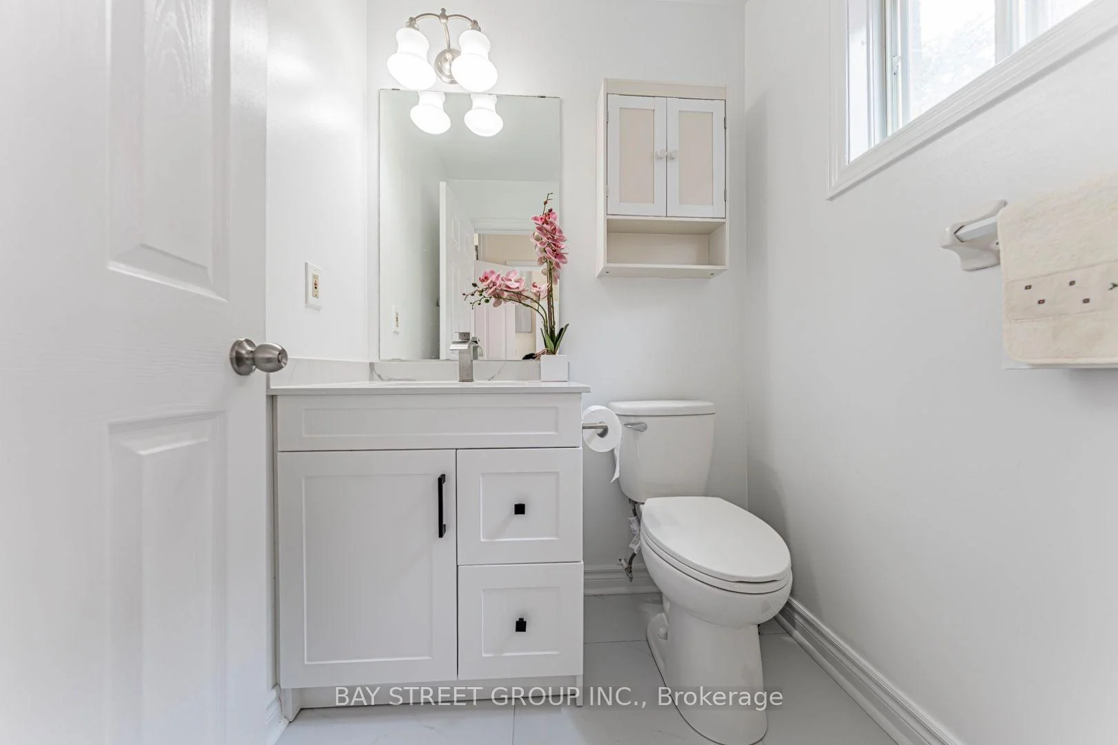 Photo 6 of 93 Sunbird Boulevard, Georgina, Keswick North — HOMEH
