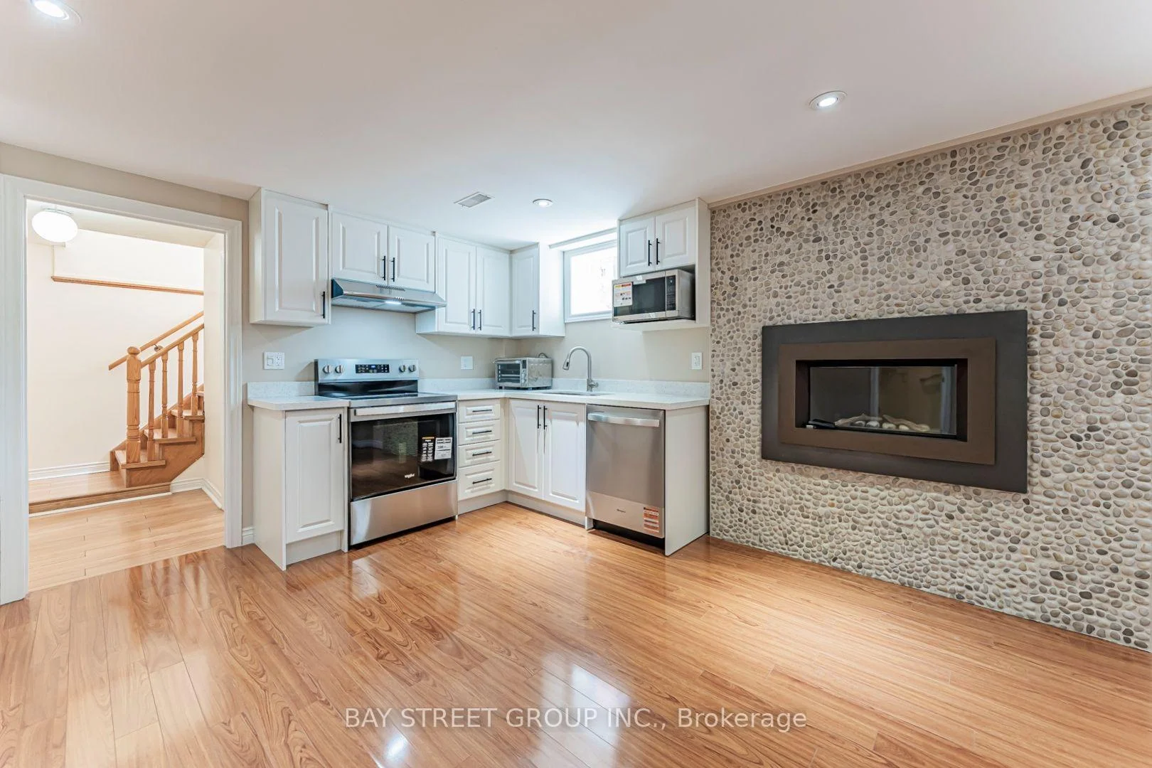 Photo 14 of 93 Sunbird Boulevard, Georgina, Keswick North — HOMEH