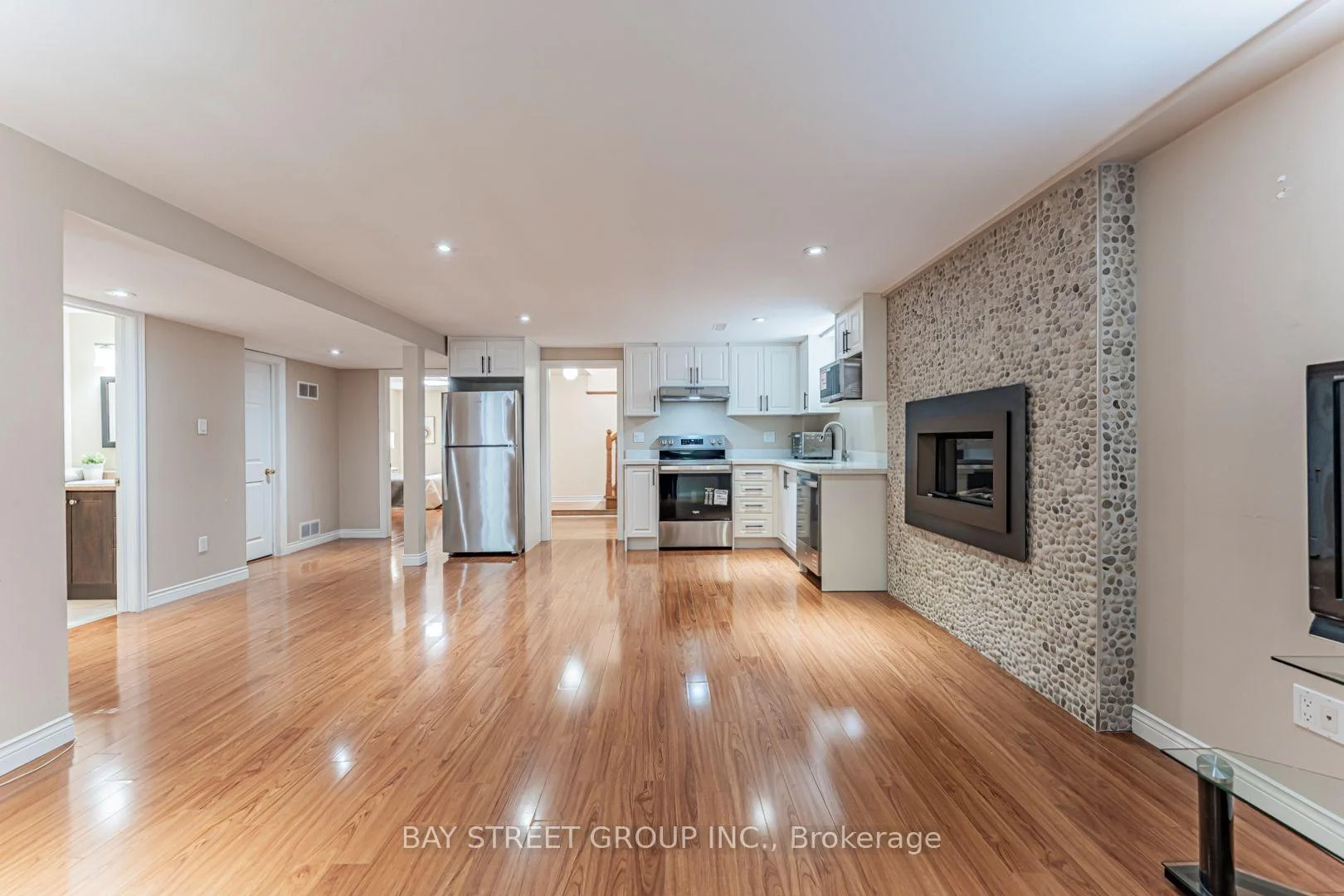 Photo 17 of 93 Sunbird Boulevard, Georgina, Keswick North — HOMEH
