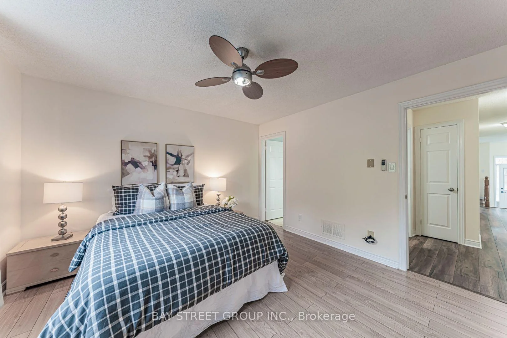 Photo 31 of 93 Sunbird Boulevard, Georgina, Keswick North — HOMEH