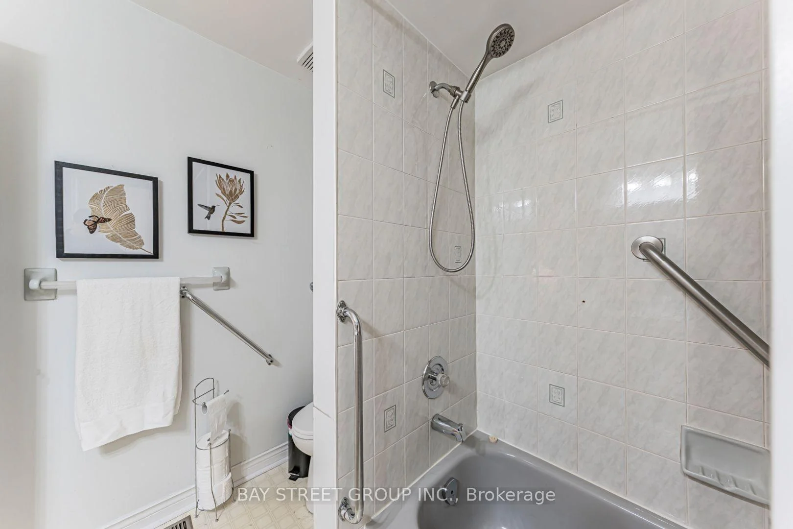 Photo 36 of 93 Sunbird Boulevard, Georgina, Keswick North — HOMEH