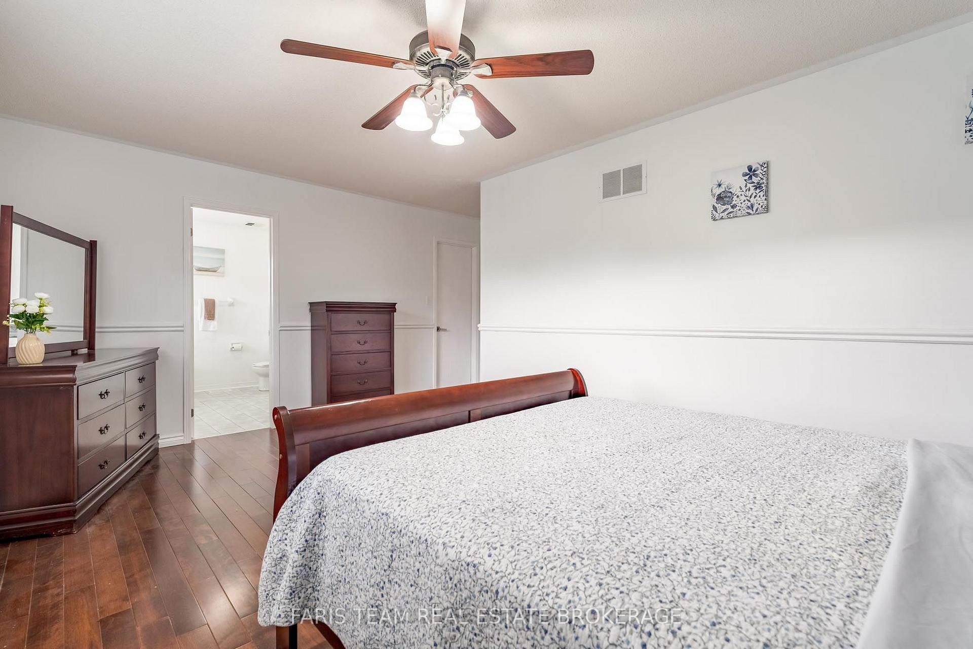 Photo 17 of 28 McCurdy Drive, New Tecumseth, Tottenham — HOMEH