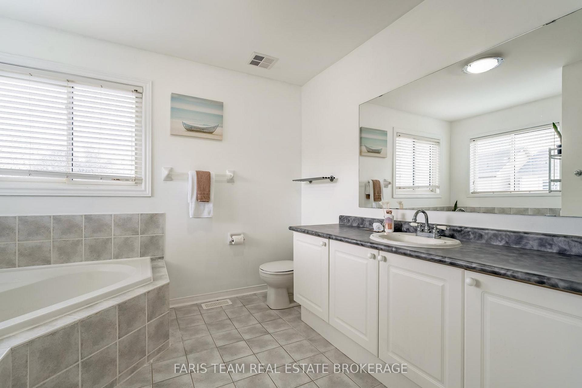 Photo 18 of 28 McCurdy Drive, New Tecumseth, Tottenham — HOMEH
