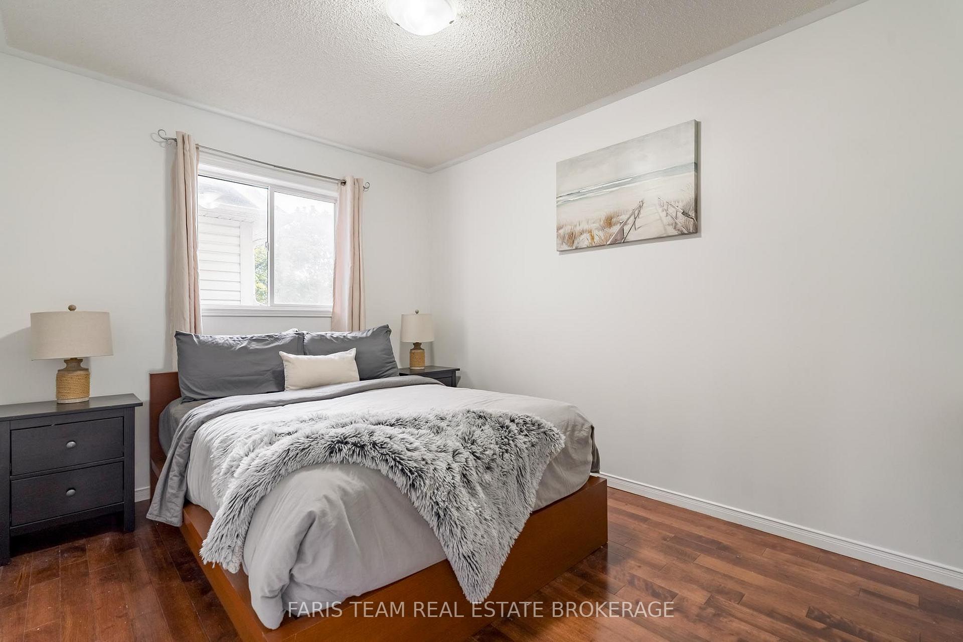 Photo 22 of 28 McCurdy Drive, New Tecumseth, Tottenham — HOMEH