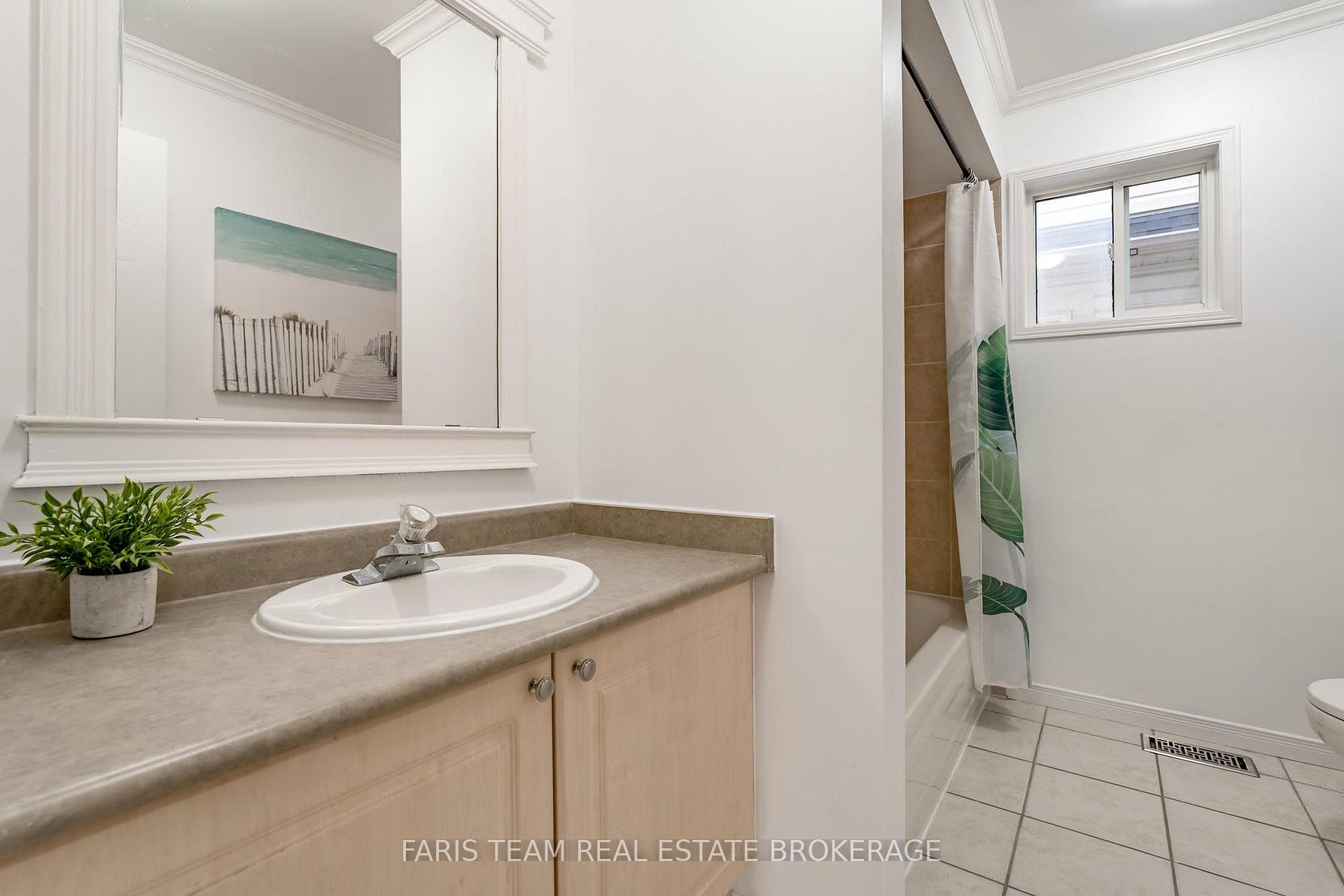 Photo 24 of 28 McCurdy Drive, New Tecumseth, Tottenham — HOMEH