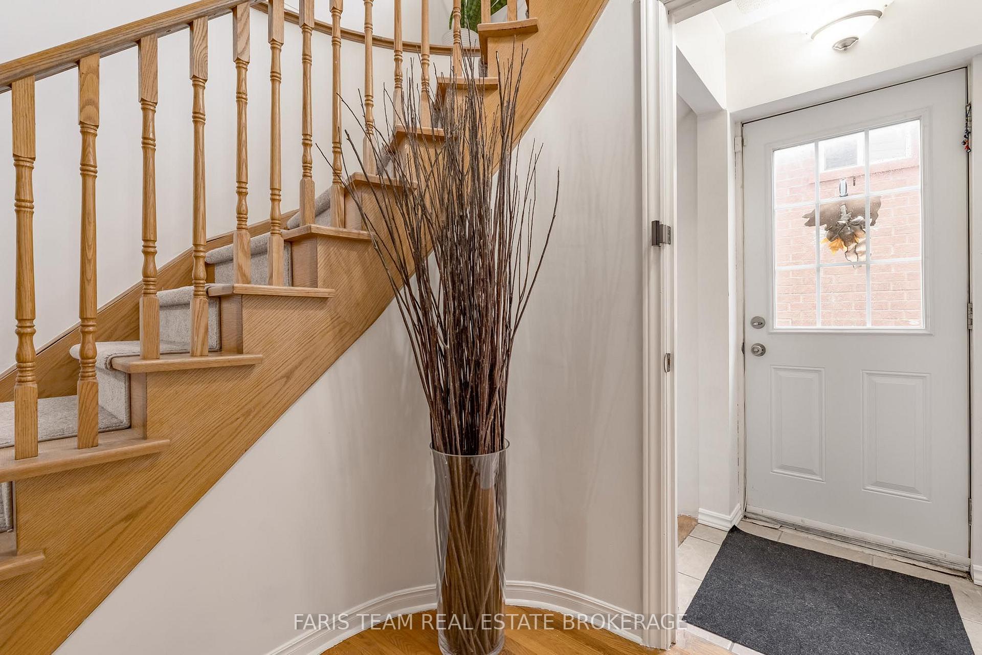 Photo 27 of 28 McCurdy Drive, New Tecumseth, Tottenham — HOMEH