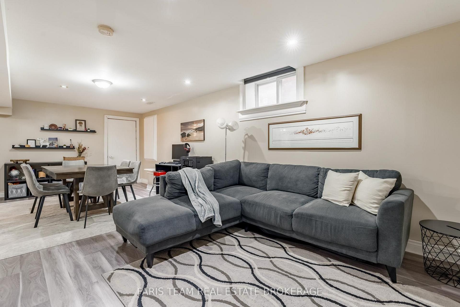 Photo 31 of 28 McCurdy Drive, New Tecumseth, Tottenham — HOMEH