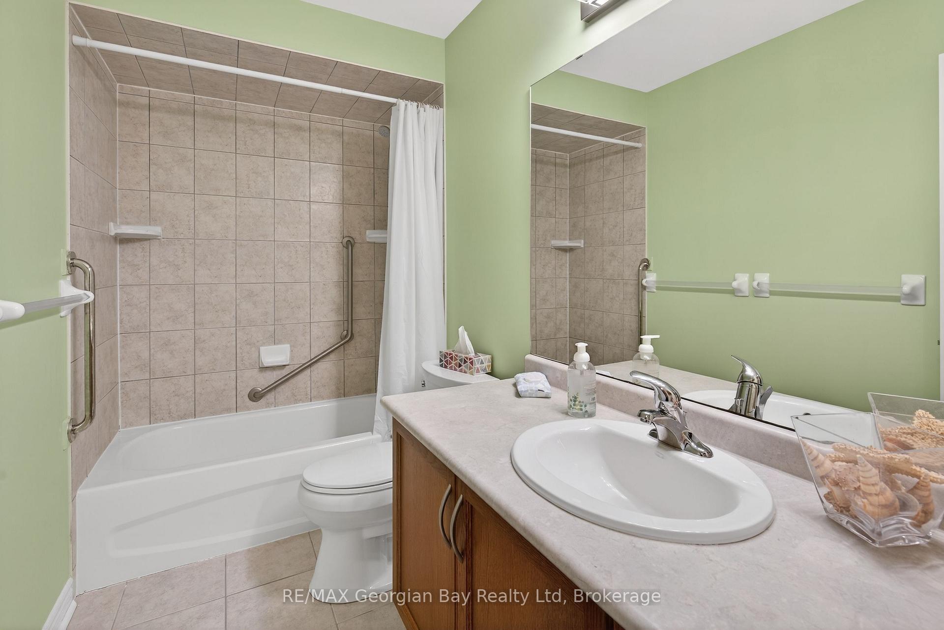 Photo 10 of 495 Shewfelt Crescent, Midland — HOMEH