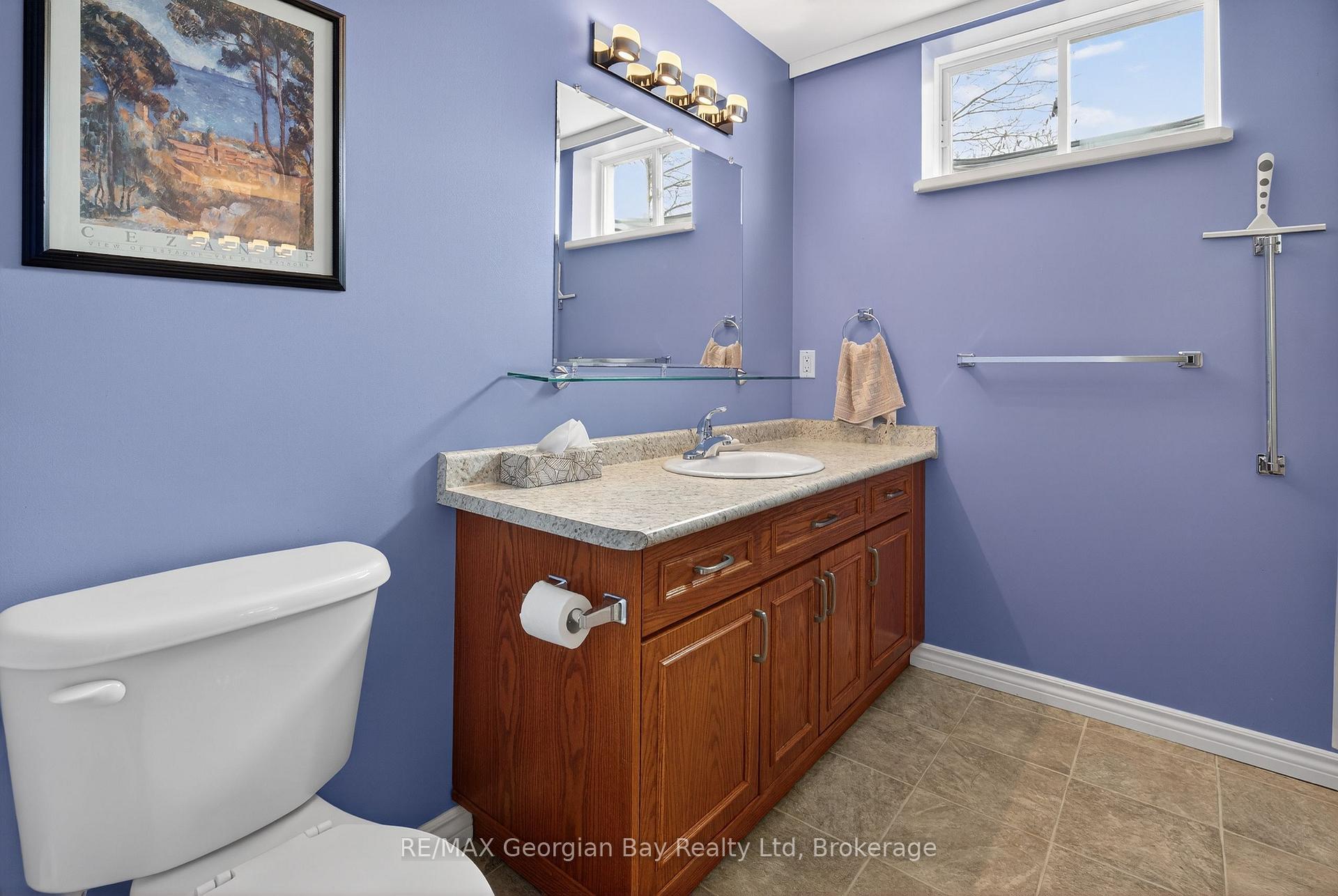 Photo 21 of 495 Shewfelt Crescent, Midland — HOMEH