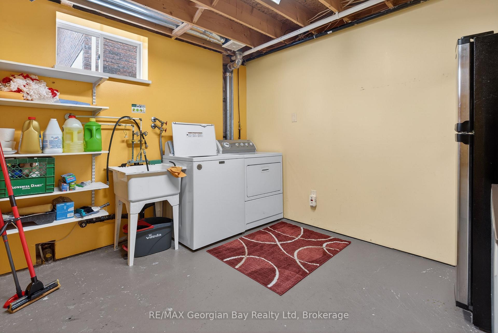 Photo 23 of 495 Shewfelt Crescent, Midland — HOMEH