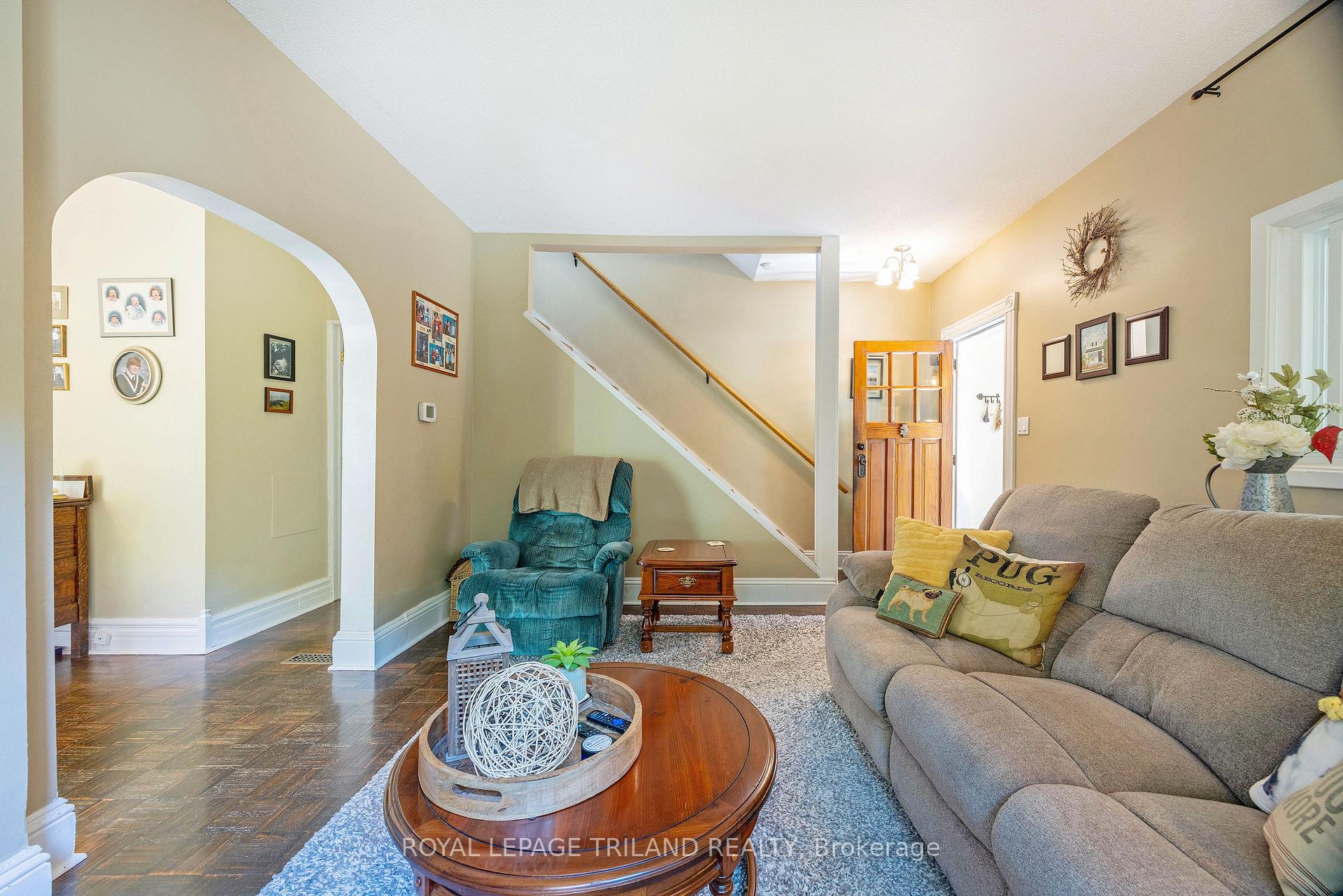 Photo 8 of 29 Oliver Street, St. Thomas — HOMEH