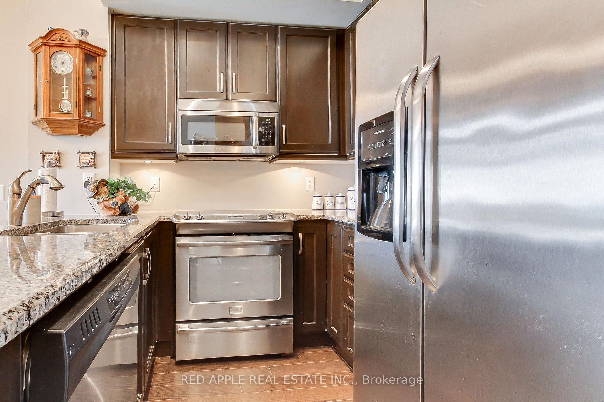 Photo 11 of Unit 519, 111 Civic Square Gate, Aurora, Bayview Wellington — HOMEH