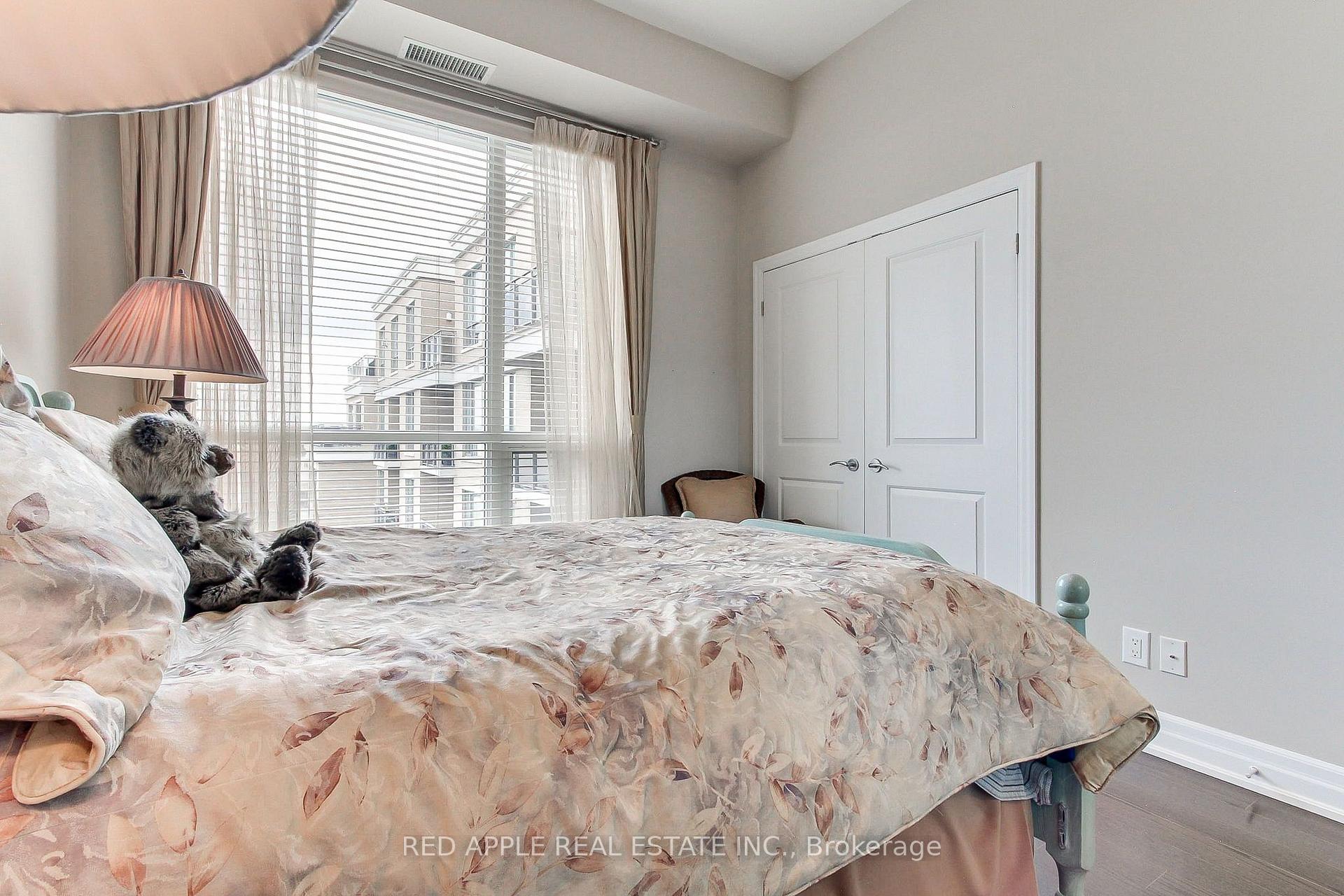 Photo 20 of Unit 519, 111 Civic Square Gate, Aurora, Bayview Wellington — HOMEH