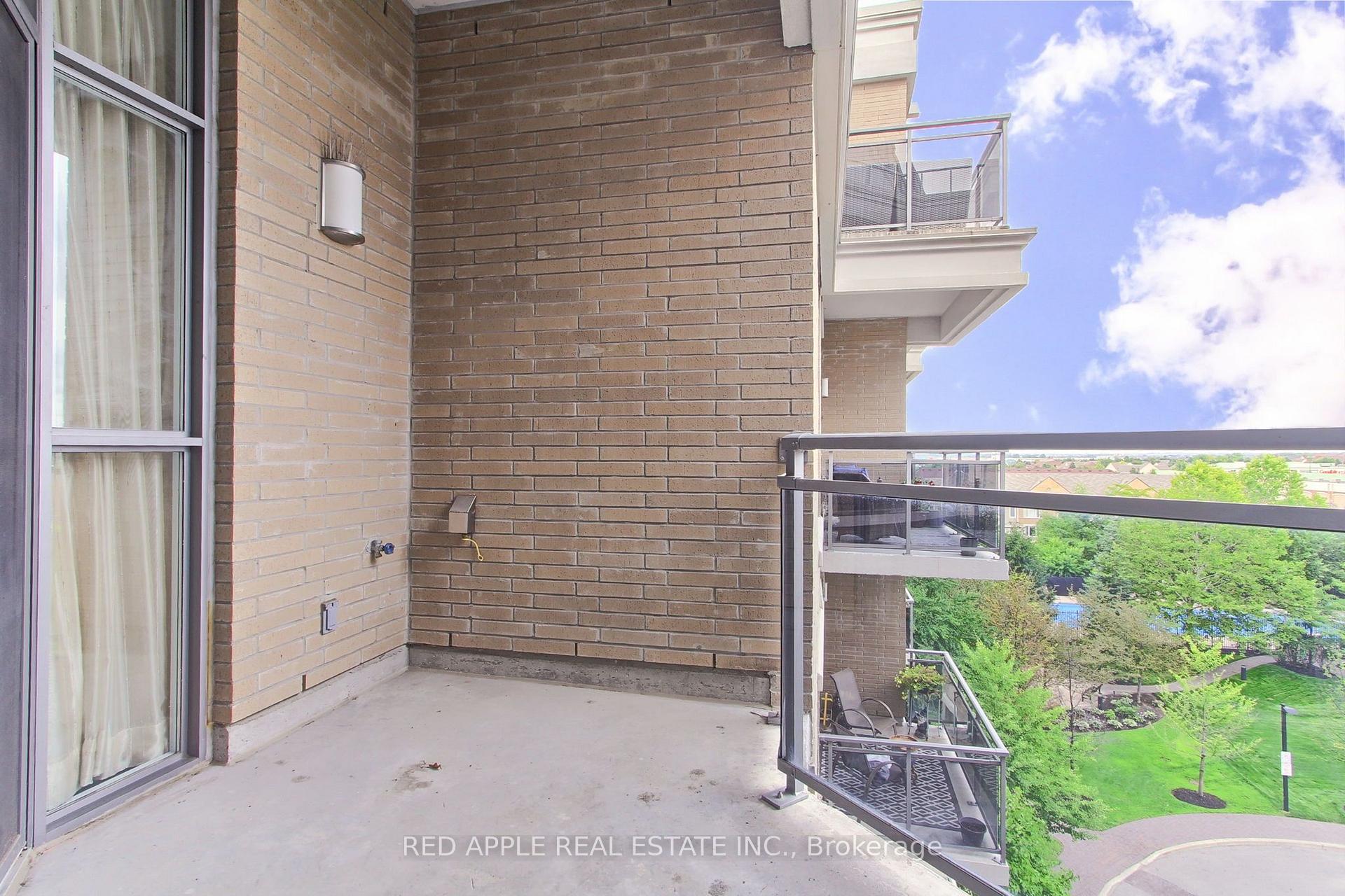 Photo 25 of Unit 519, 111 Civic Square Gate, Aurora, Bayview Wellington — HOMEH