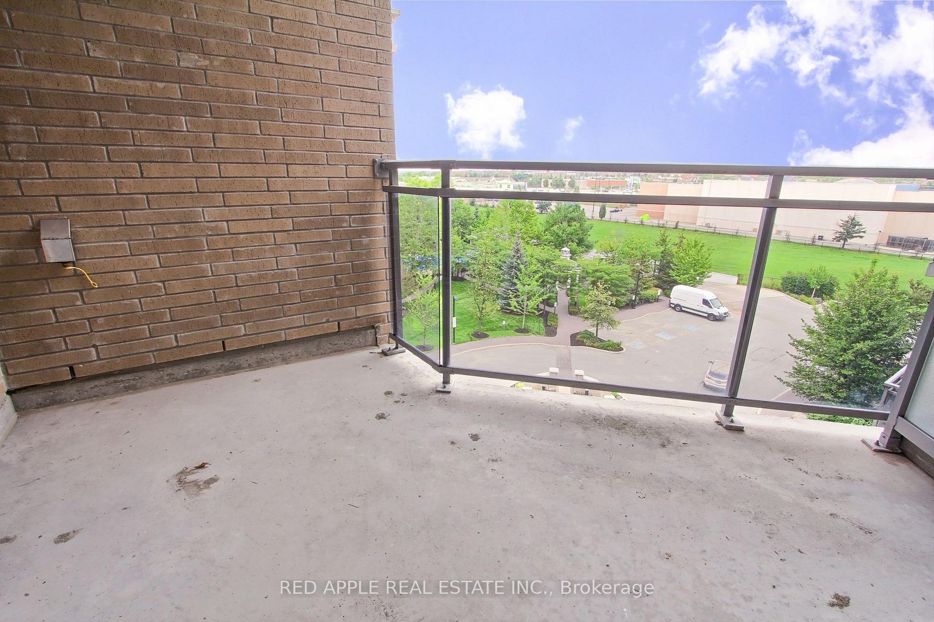 Photo 26 of Unit 519, 111 Civic Square Gate, Aurora, Bayview Wellington — HOMEH