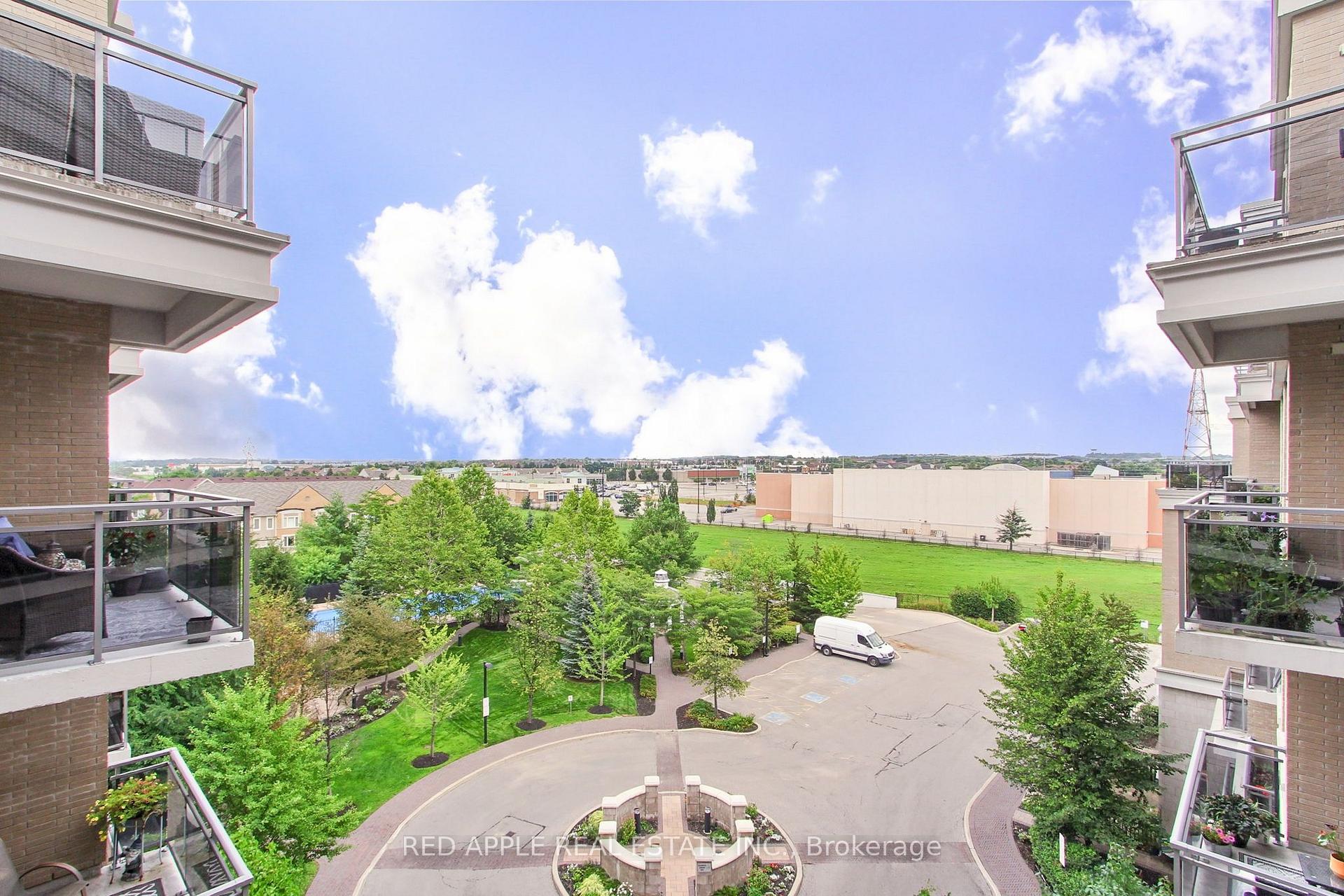 Photo 27 of Unit 519, 111 Civic Square Gate, Aurora, Bayview Wellington — HOMEH