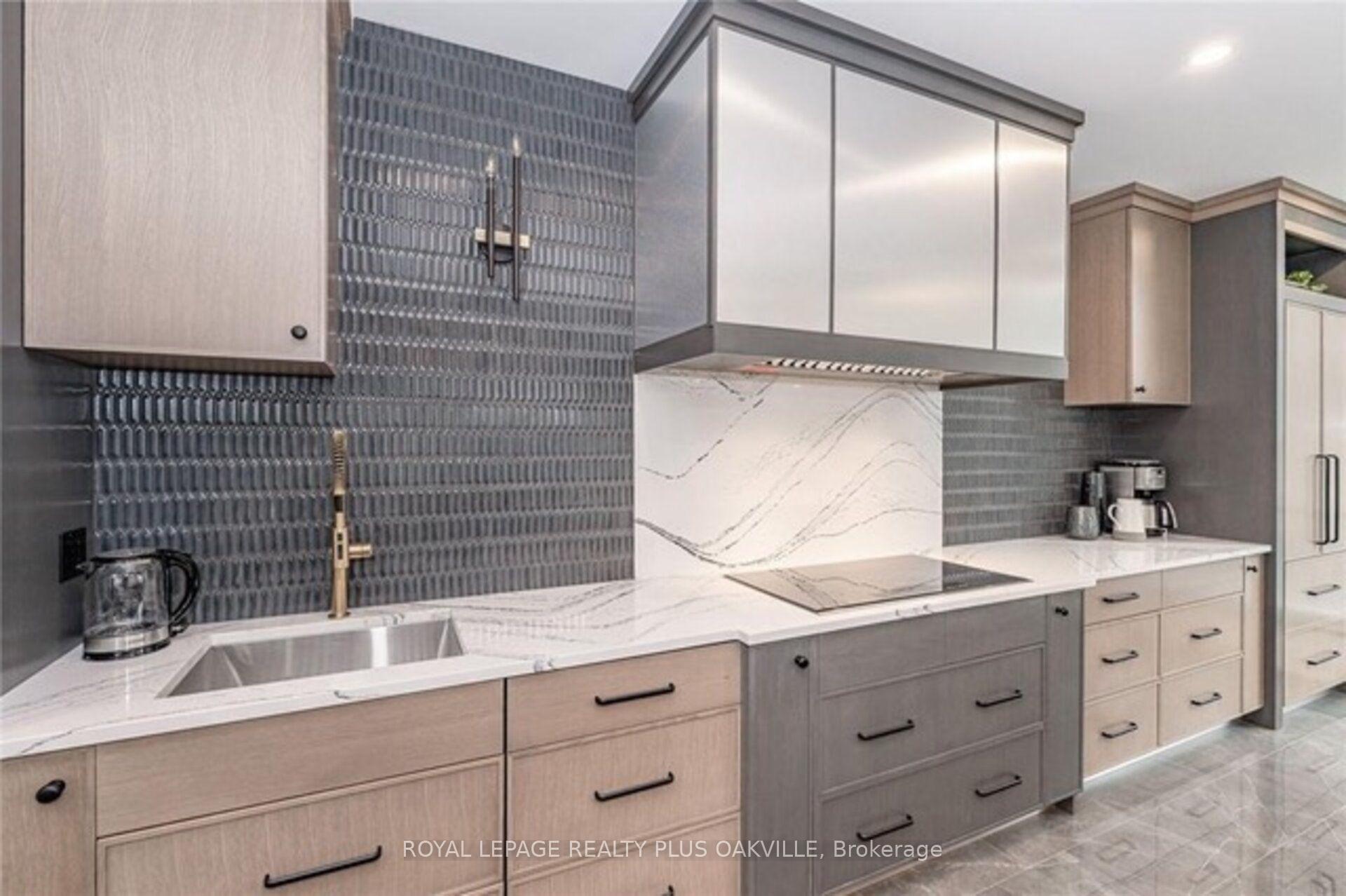 Photo 40 of Unit 303, 2060 Lakeshore Road, Burlington, Brant — HOMEH