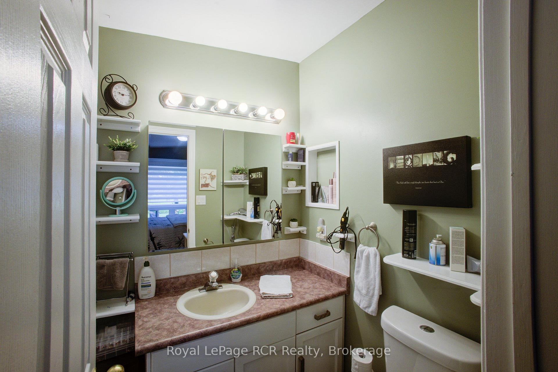 Photo 20 of 108 Meadowview Lane, North Perth, Elma — HOMEH