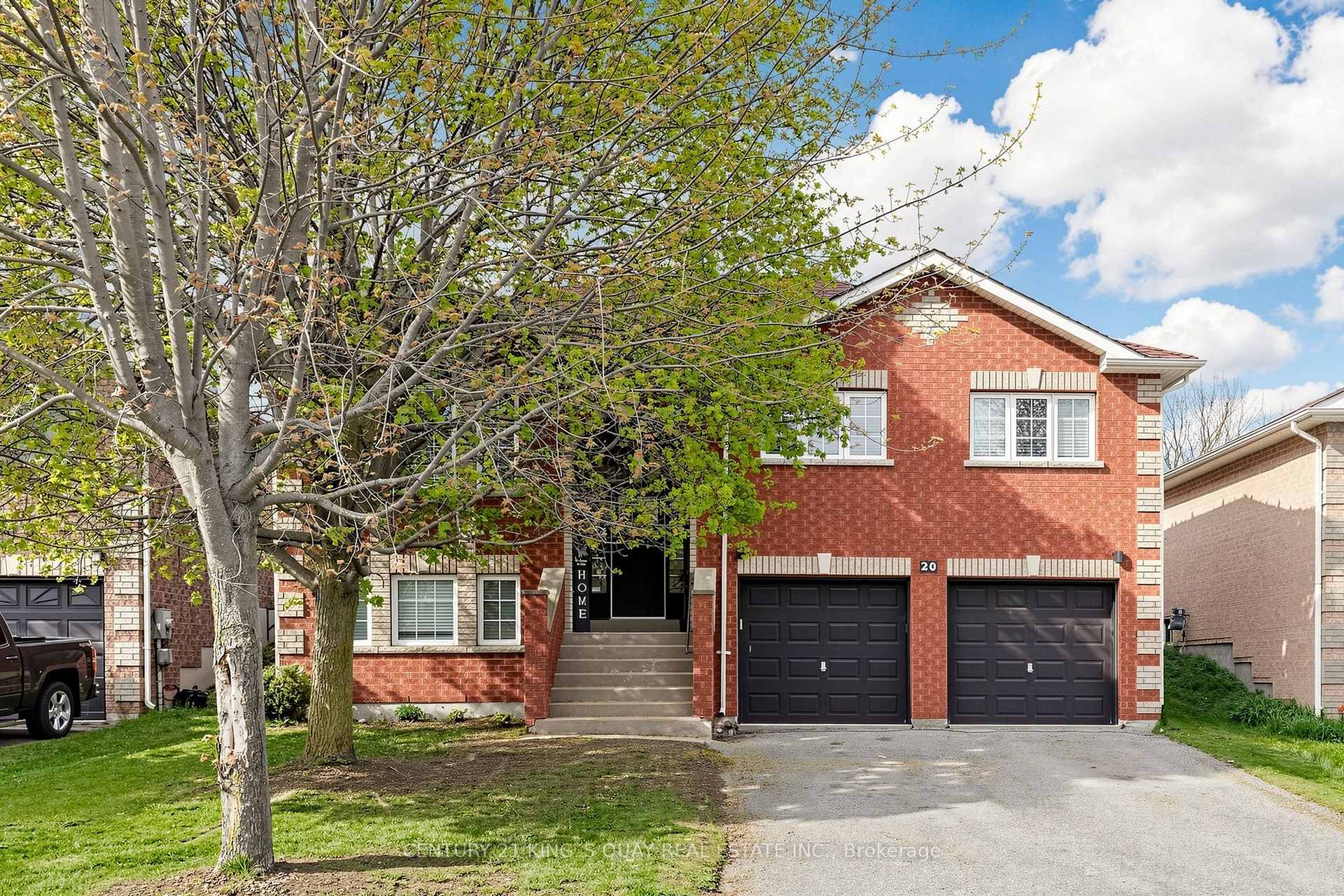 Photo 1 of 20 Kerfoot Crescent, Georgina, Keswick North — HOMEH