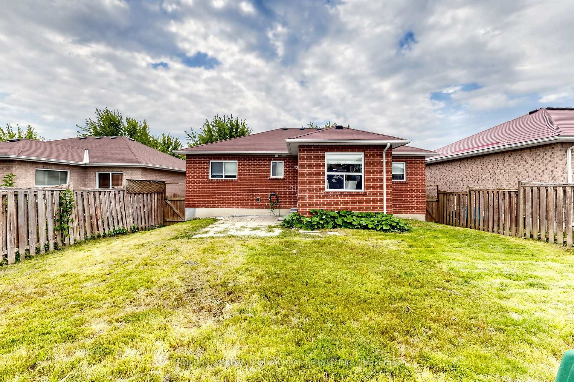 Photo 49 of 20 Kerfoot Crescent, Georgina, Keswick North — HOMEH