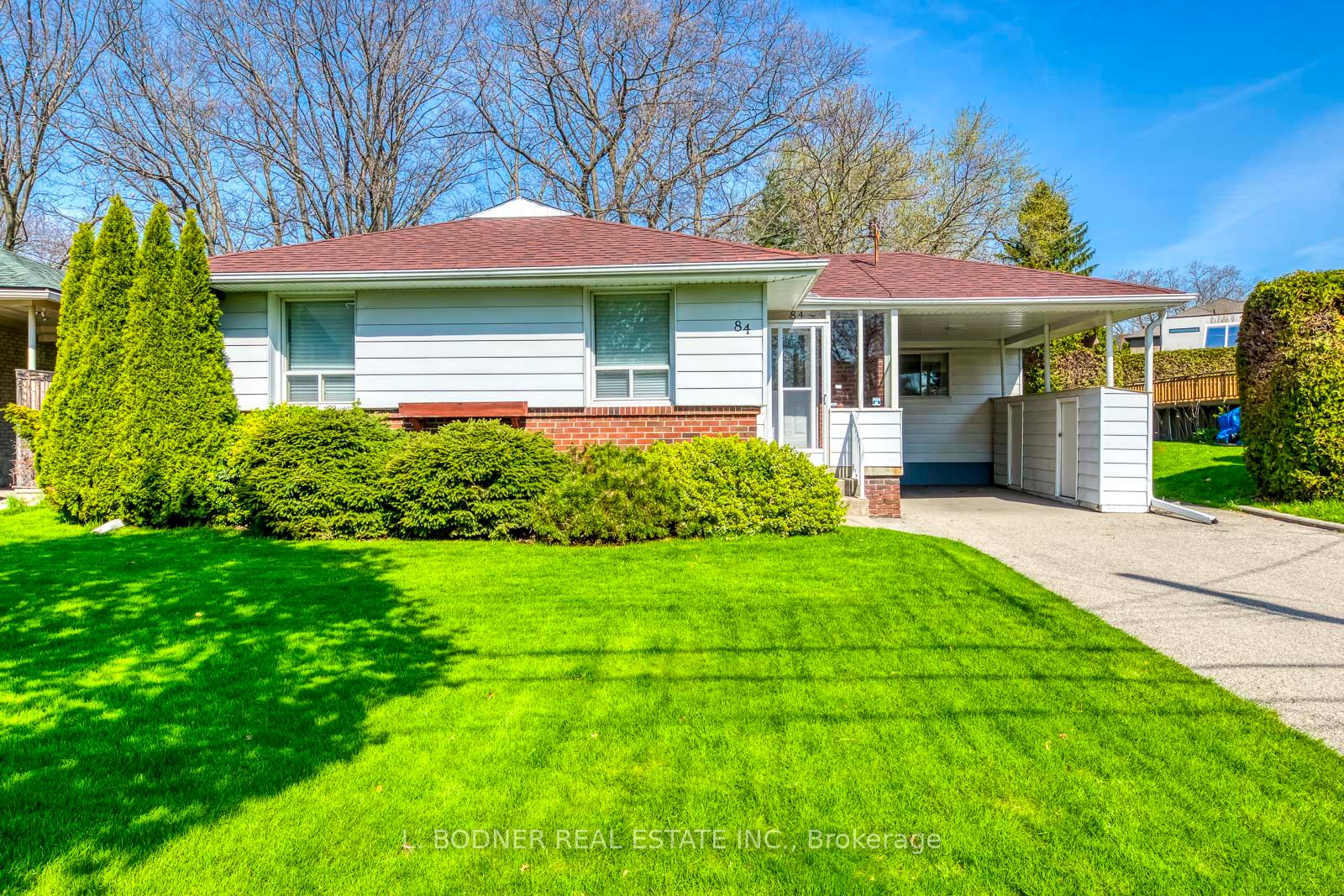 Photo 1 of 84 Ravenscrest Drive, Etobicoke, Princess-Rosethorn — HOMEH