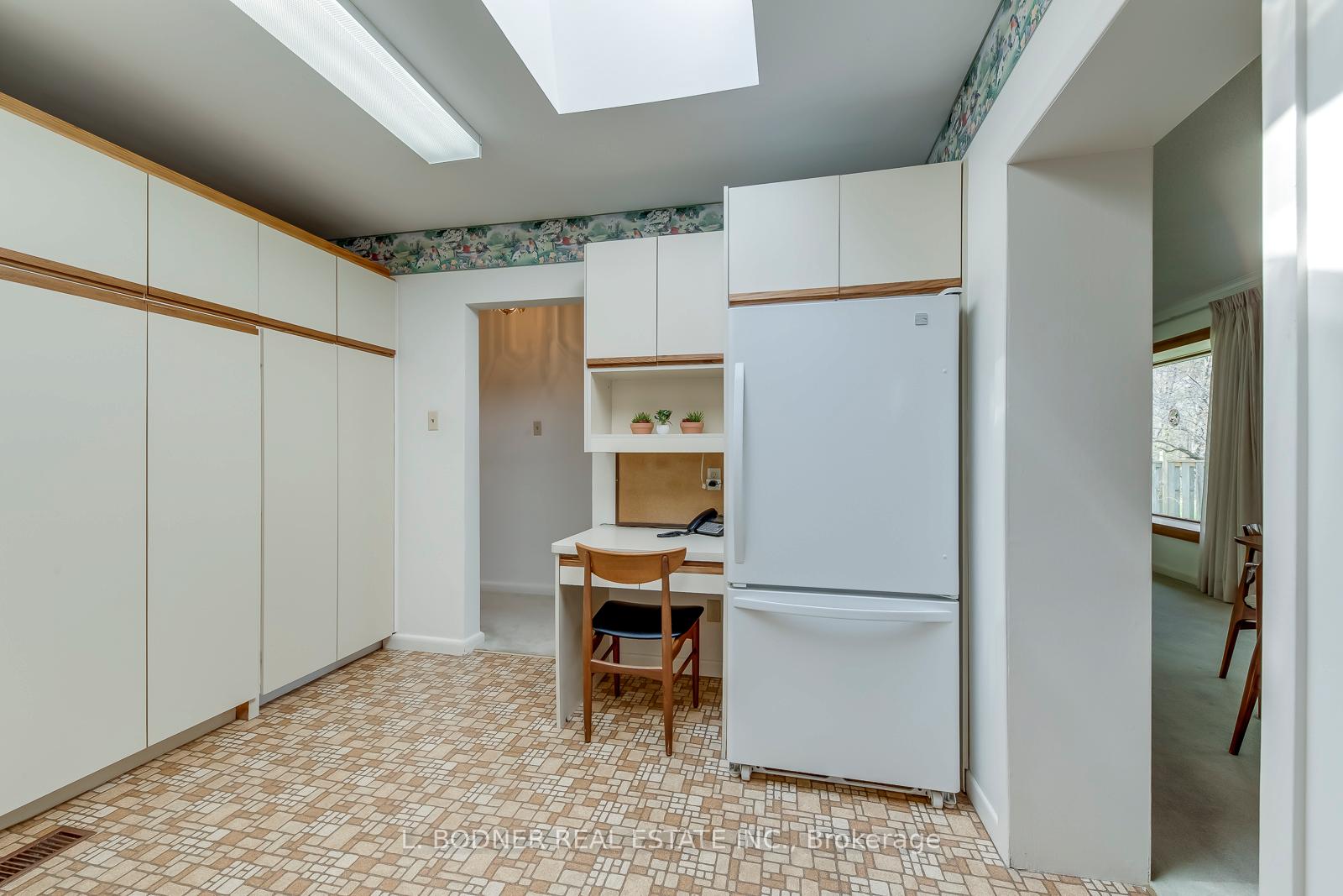 Photo 18 of 84 Ravenscrest Drive, Etobicoke, Princess-Rosethorn — HOMEH