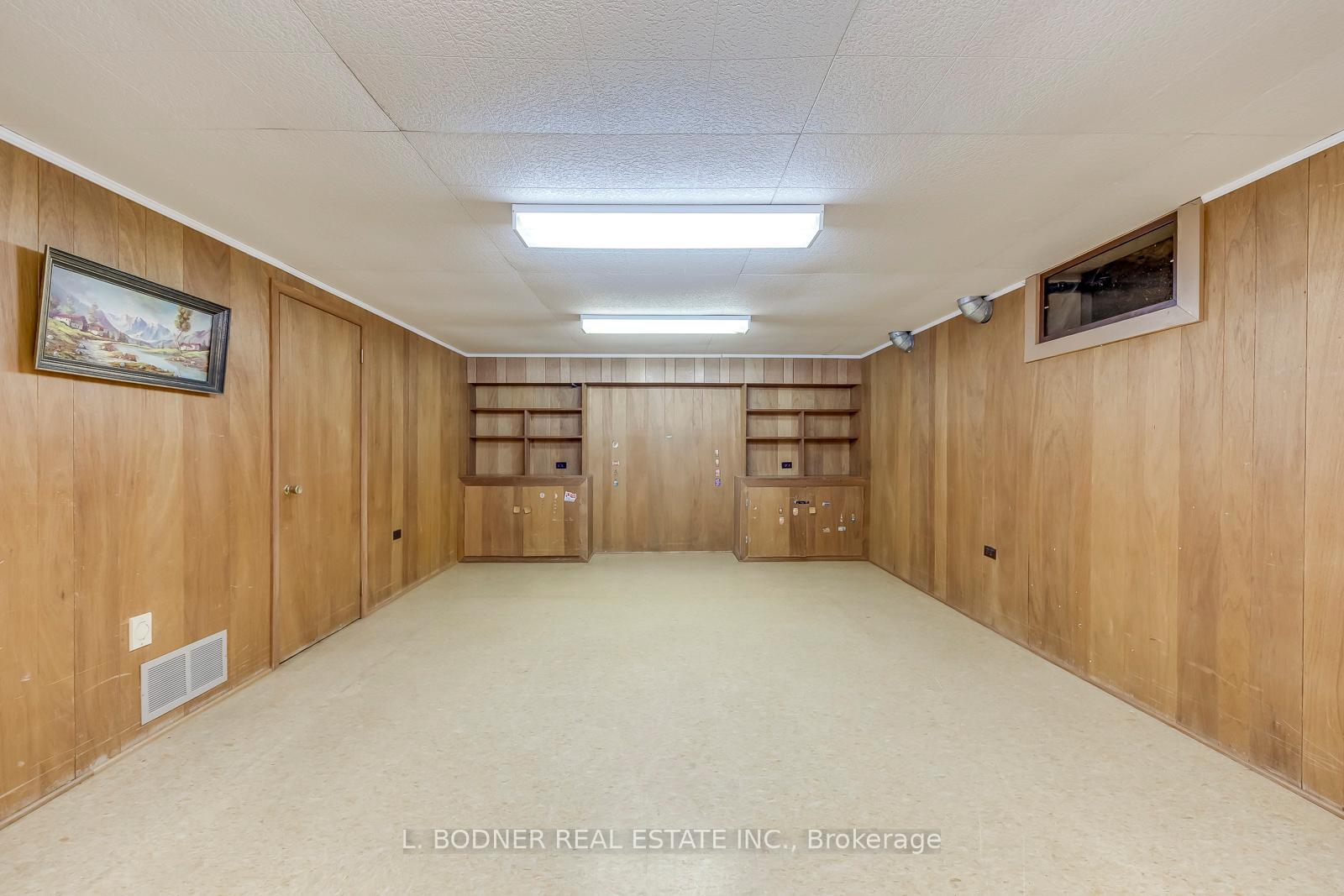 Photo 26 of 84 Ravenscrest Drive, Etobicoke, Princess-Rosethorn — HOMEH