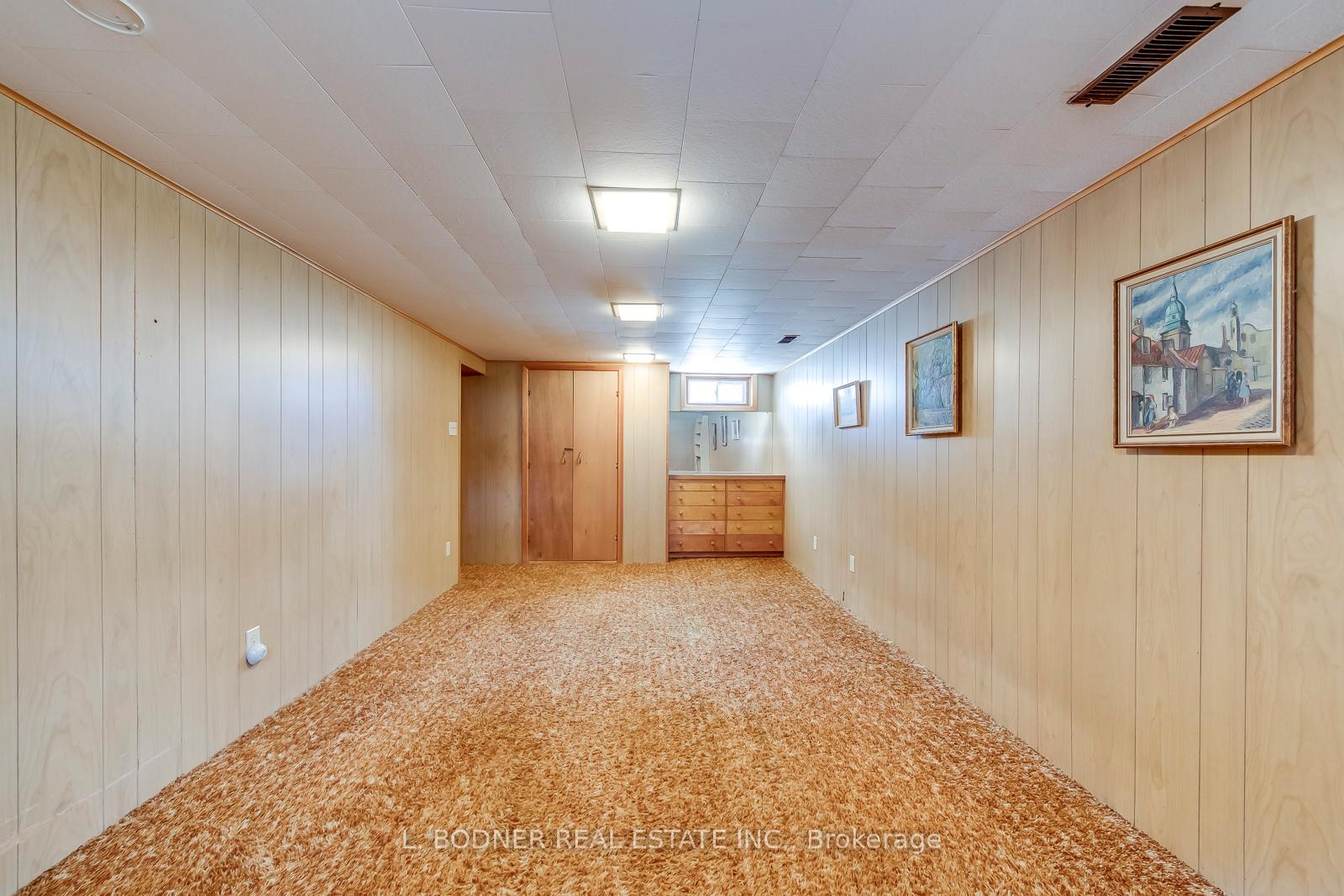 Photo 29 of 84 Ravenscrest Drive, Etobicoke, Princess-Rosethorn — HOMEH