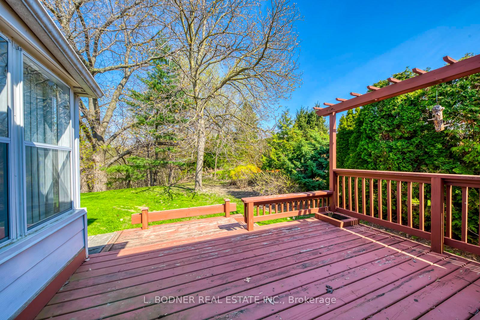Photo 34 of 84 Ravenscrest Drive, Etobicoke, Princess-Rosethorn — HOMEH