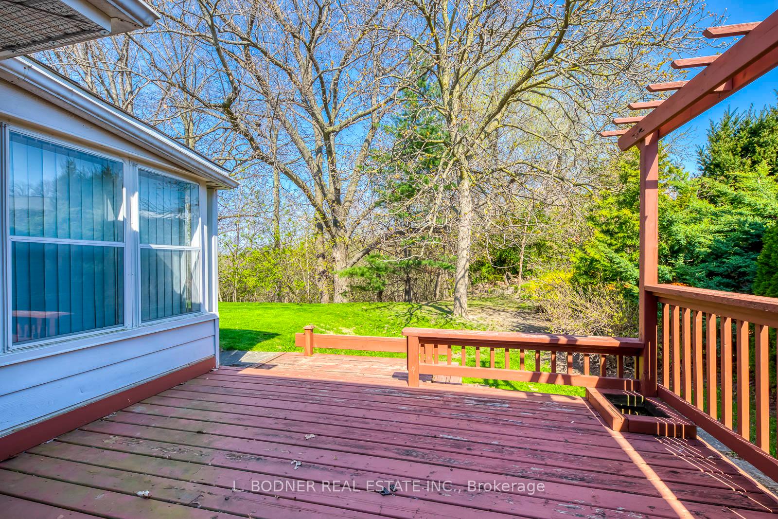 Photo 36 of 84 Ravenscrest Drive, Etobicoke, Princess-Rosethorn — HOMEH