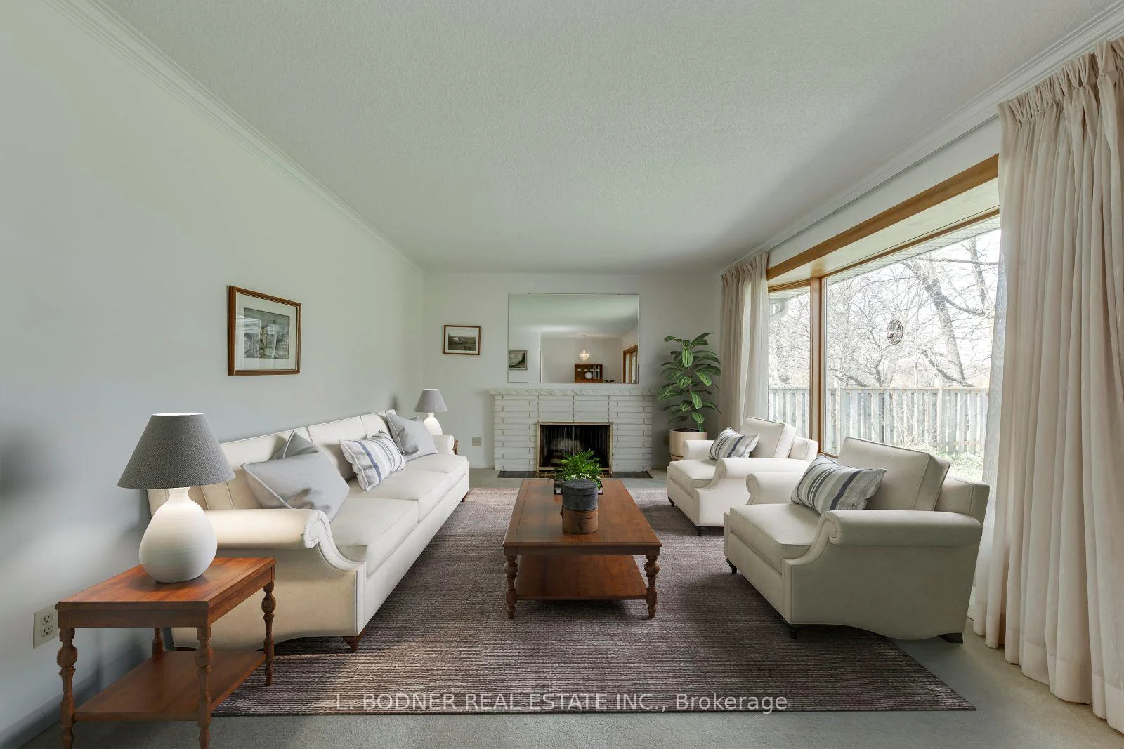 Photo 9 of 84 Ravenscrest Drive, Etobicoke, Princess-Rosethorn — HOMEH