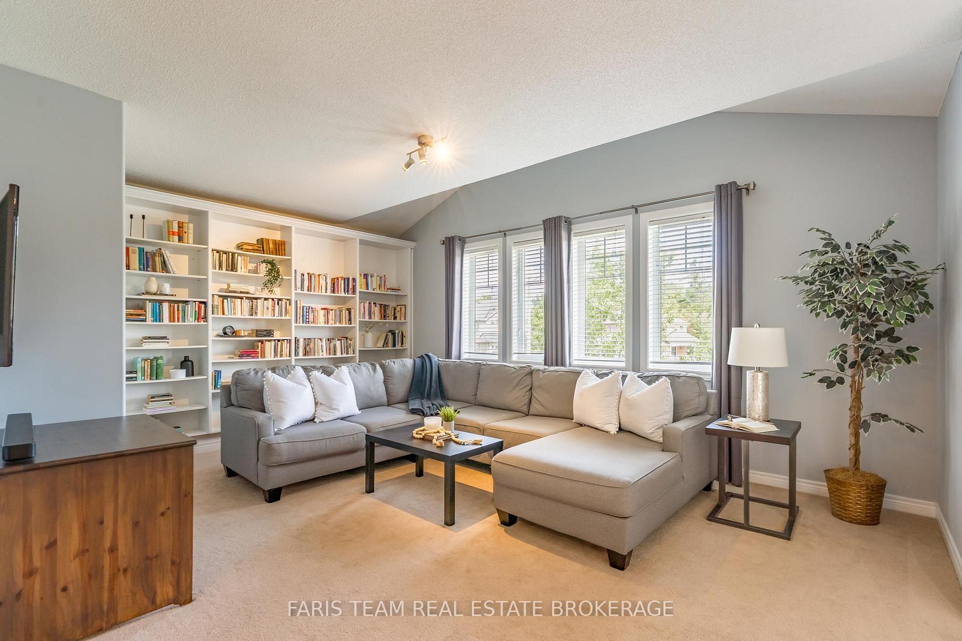 Photo 20 of 24 Pepin Court, Barrie, Innis-Shore — HOMEH