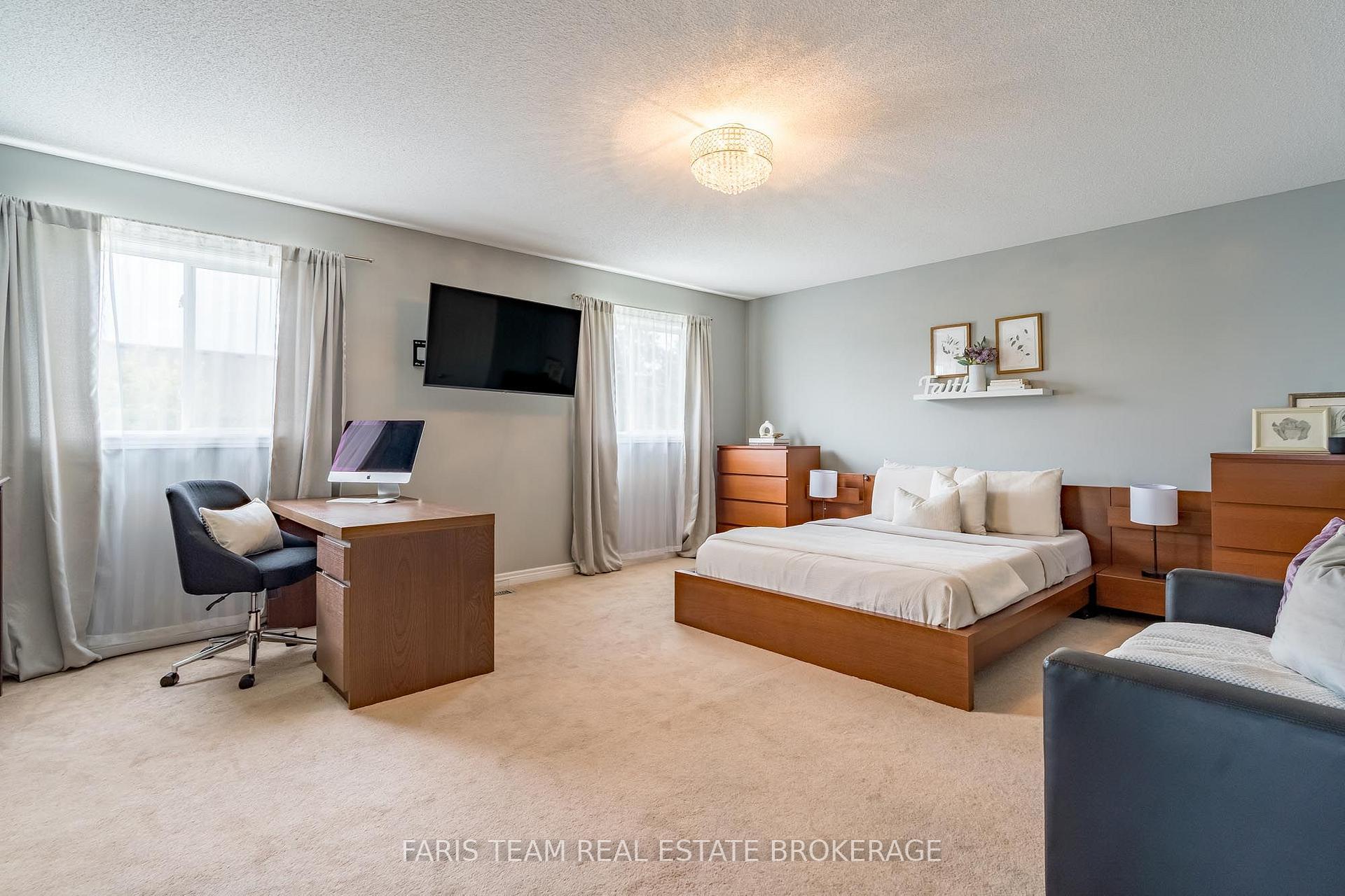 Photo 23 of 24 Pepin Court, Barrie, Innis-Shore — HOMEH