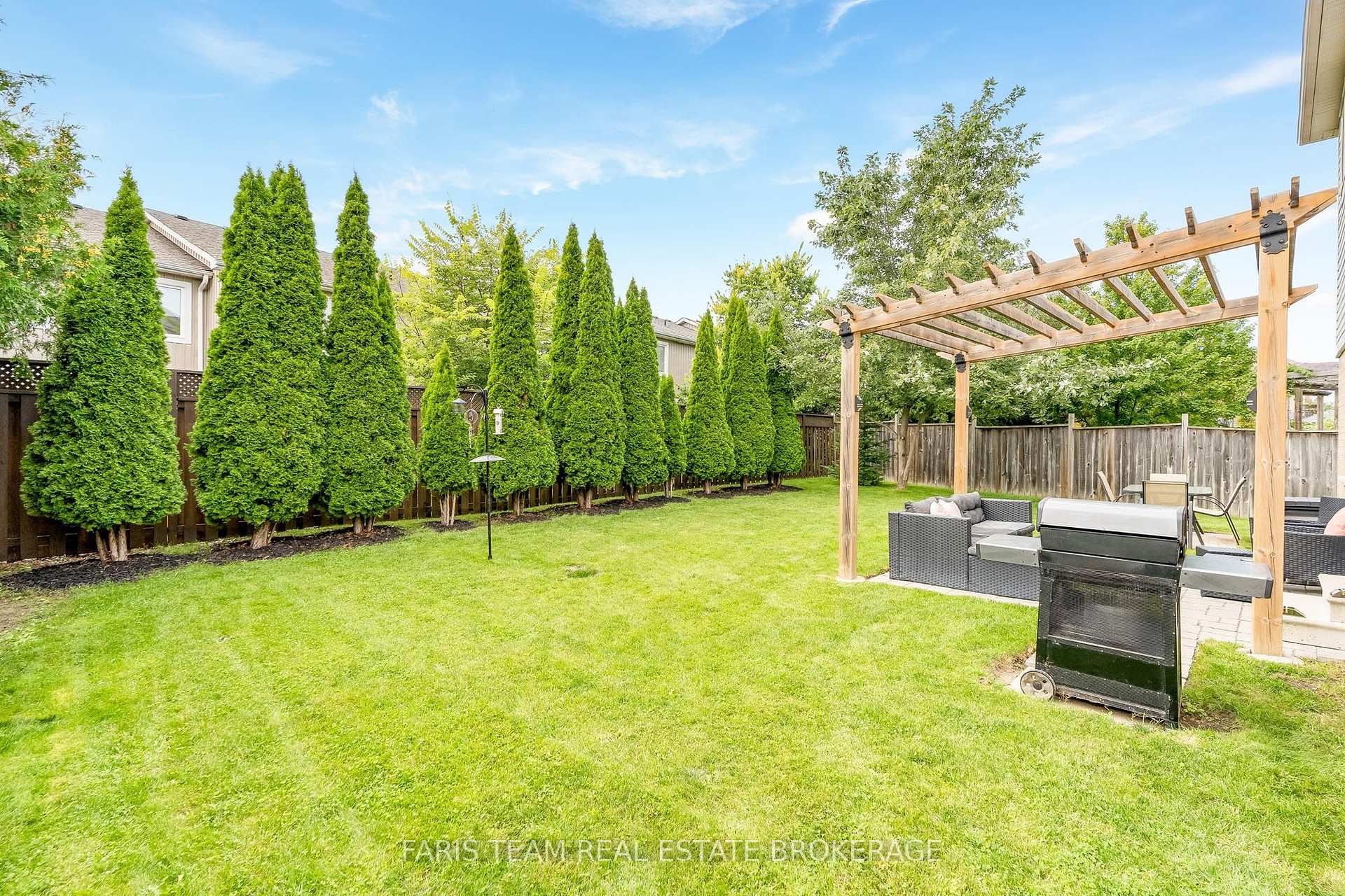 Photo 37 of 24 Pepin Court, Barrie, Innis-Shore — HOMEH