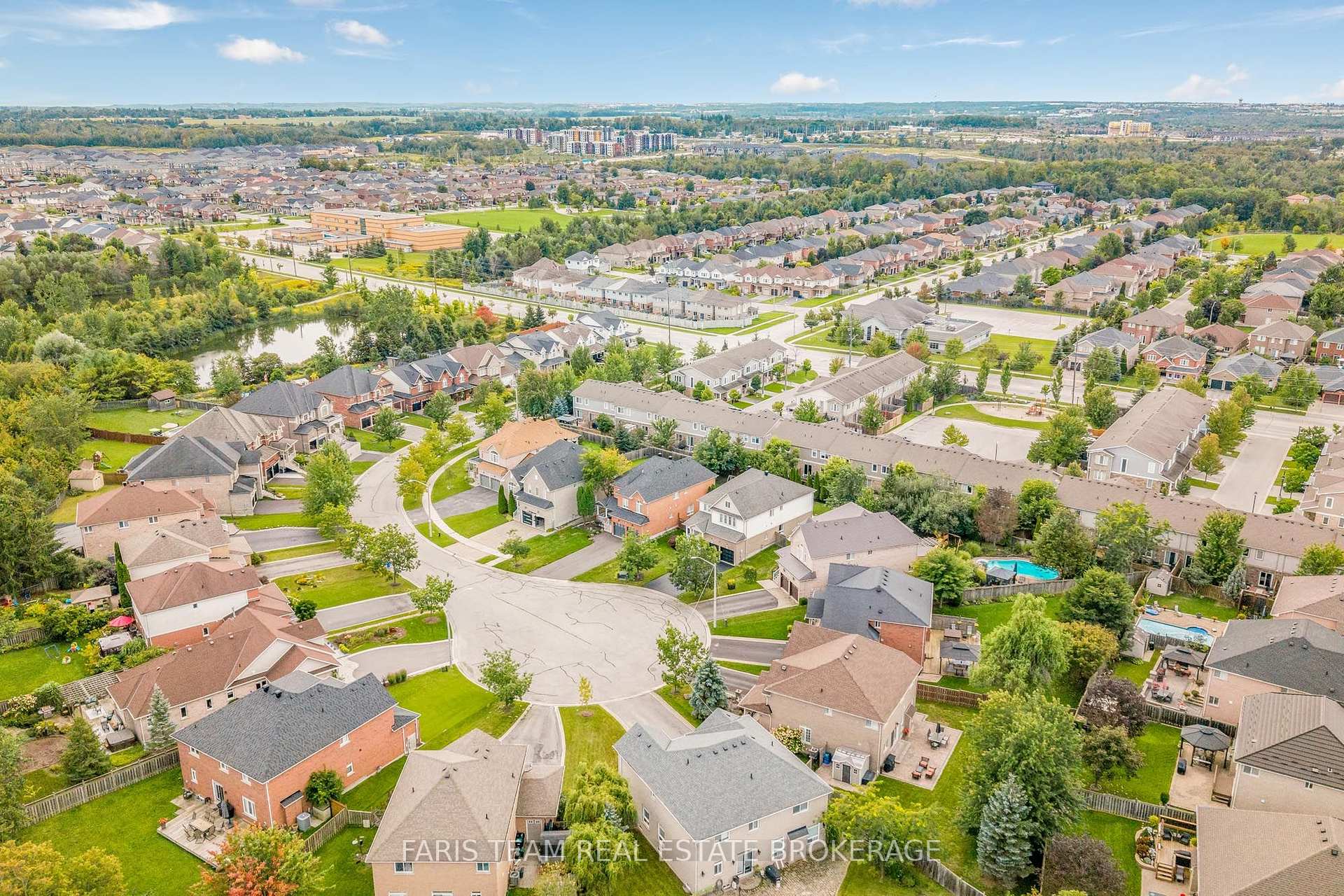 Photo 39 of 24 Pepin Court, Barrie, Innis-Shore — HOMEH