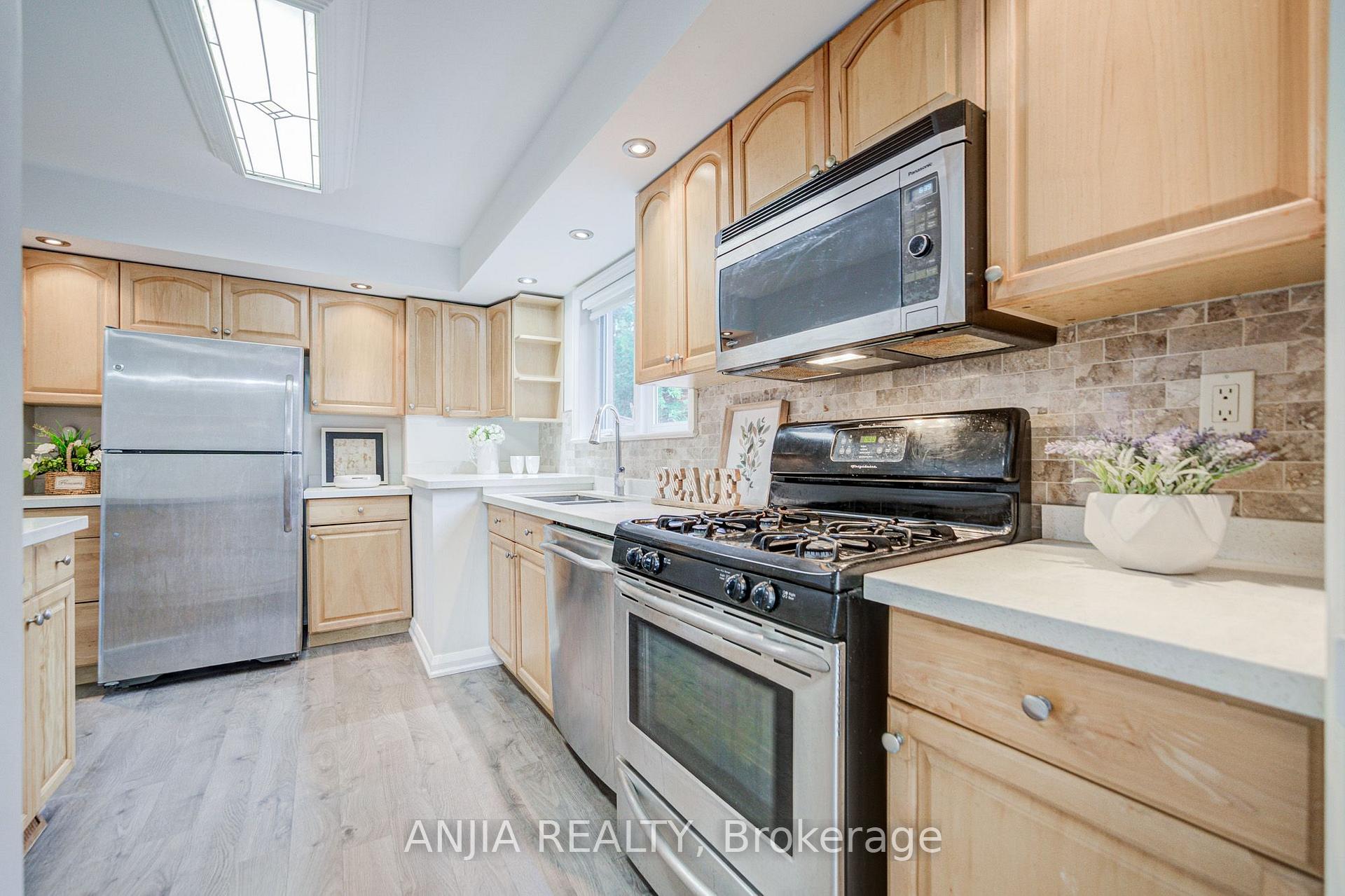 Photo 20 of 91 Canlish Road, Scarborough, Dorset Park — HOMEH