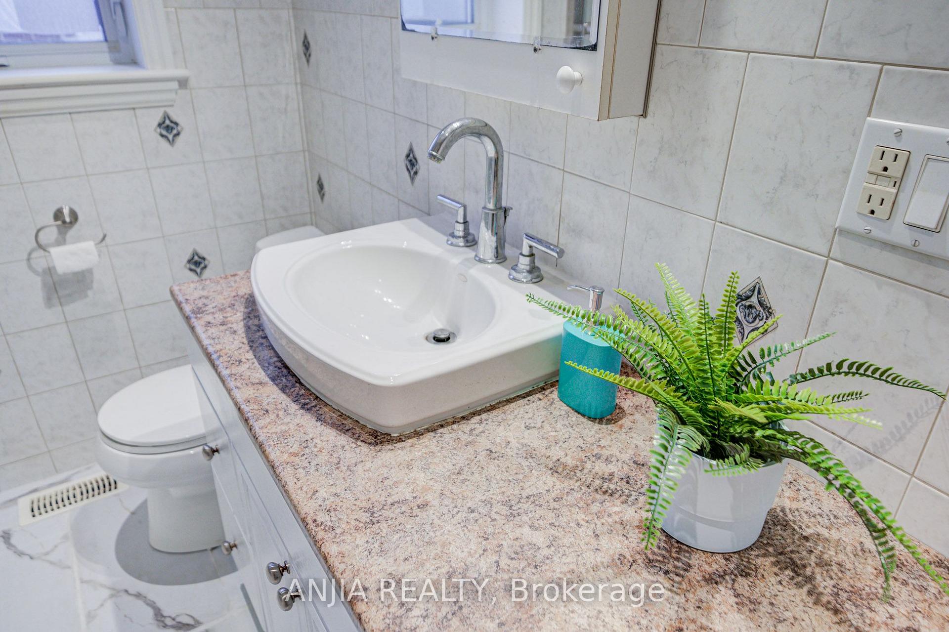 Photo 33 of 91 Canlish Road, Scarborough, Dorset Park — HOMEH