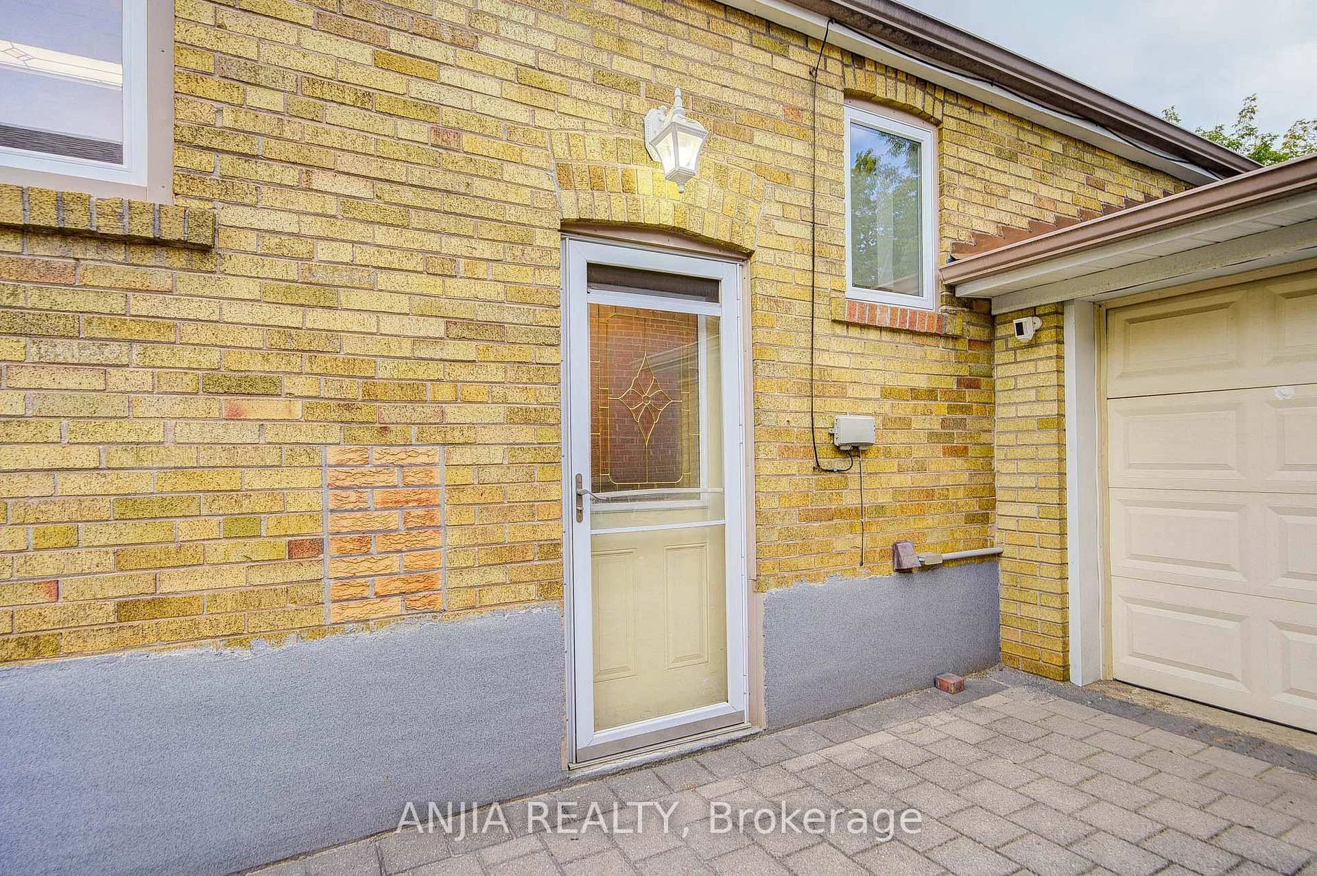Photo 43 of 91 Canlish Road, Scarborough, Dorset Park — HOMEH